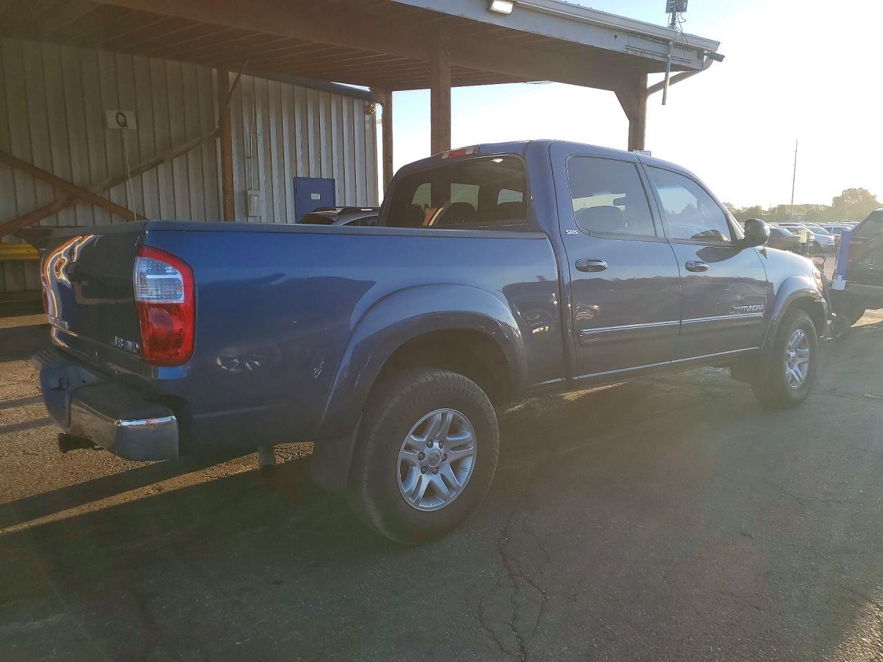2004 Toyota Tundra Sr5 Blue vin: 5TBDT44114S460427