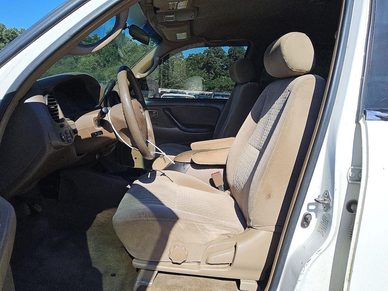 2004 Toyota Tundra Double Cab Sr5 Белый vin: 5TBDT44114S460458