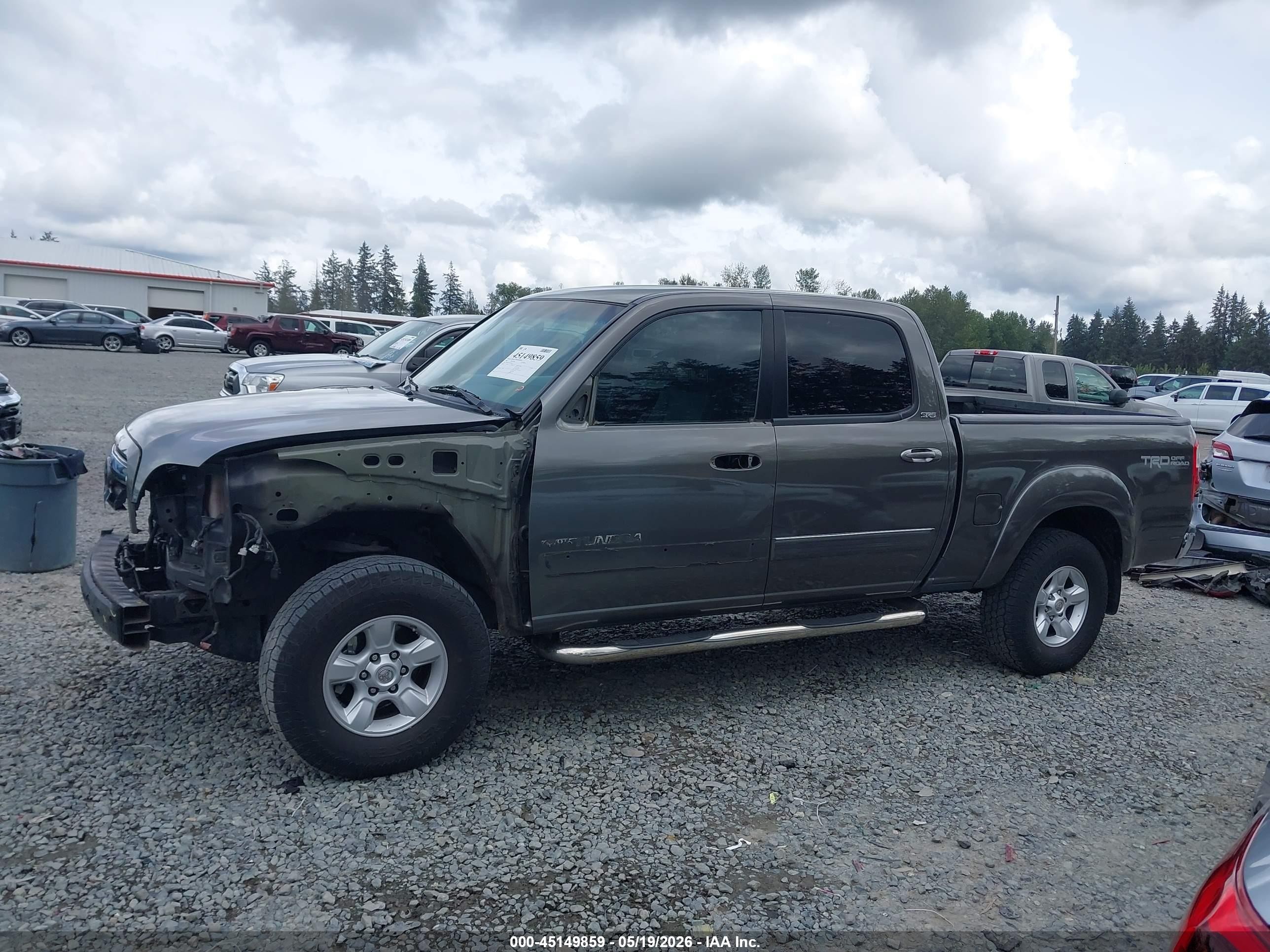 2005 Toyota Tundra Sr5 V8 Gray vin: 5TBDT44115S470263