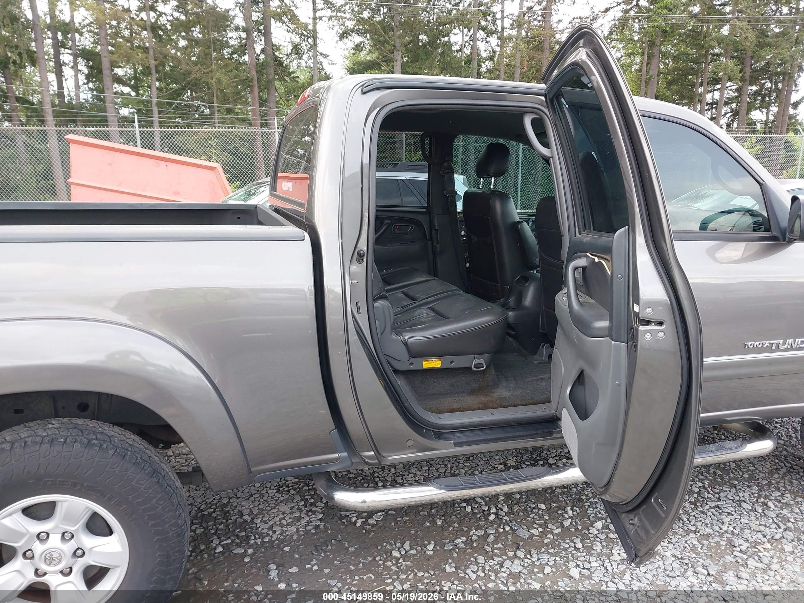 2005 Toyota Tundra Sr5 V8 Gray vin: 5TBDT44115S470263