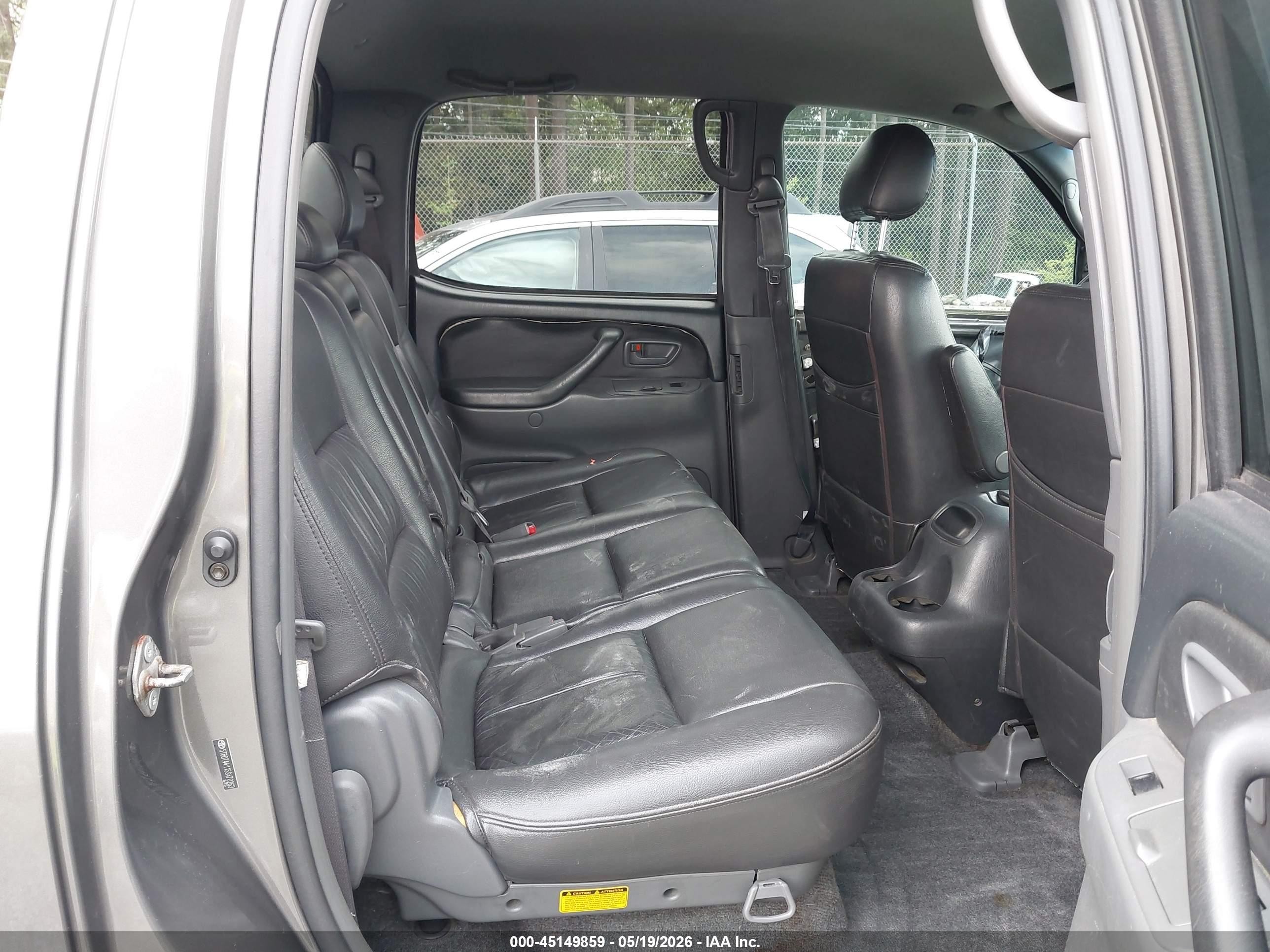 2005 Toyota Tundra Sr5 V8 Gray vin: 5TBDT44115S470263