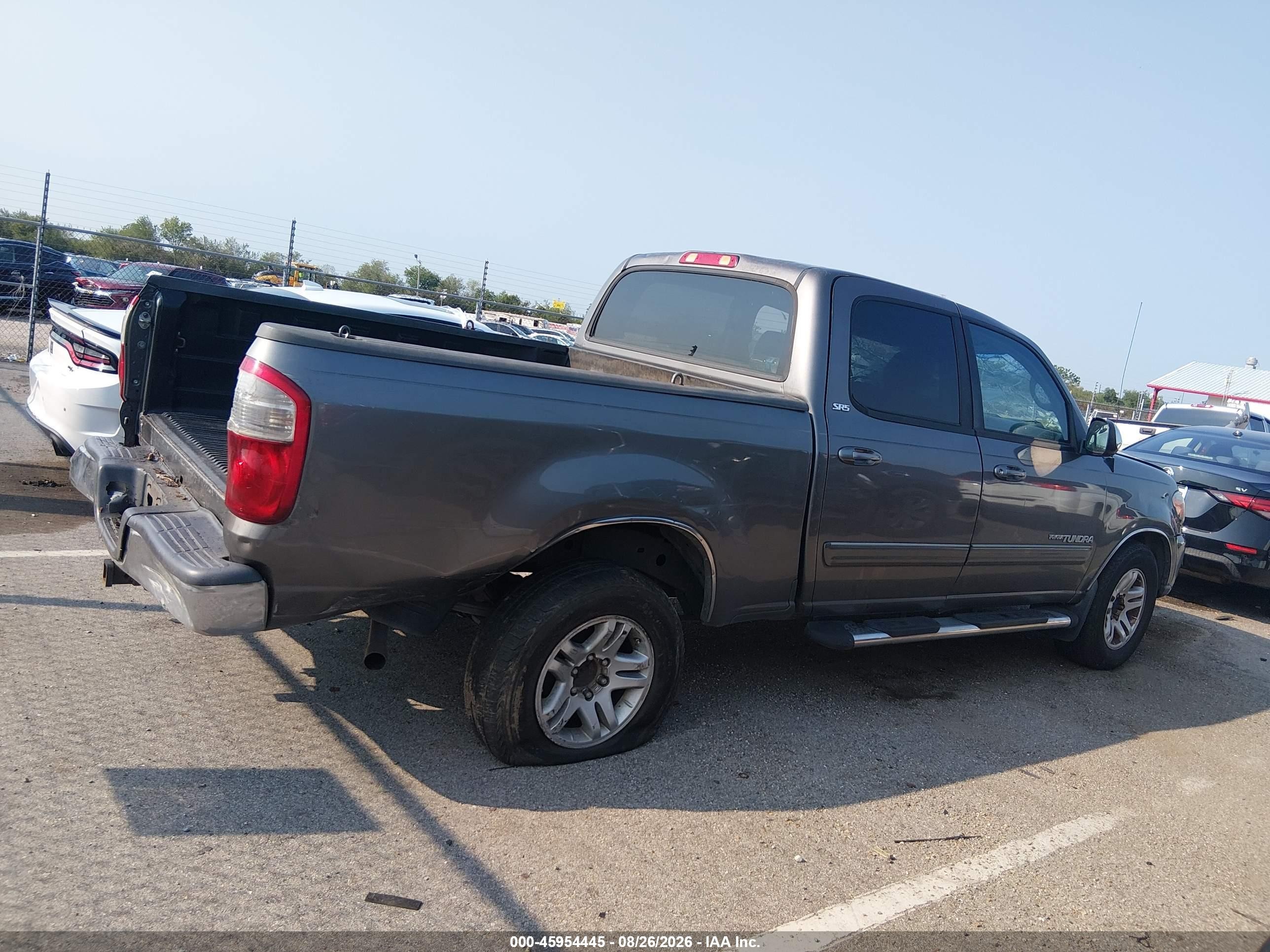 2006 Toyota Tundra Sr5 V8 Серый vin: 5TBDT44116S516479