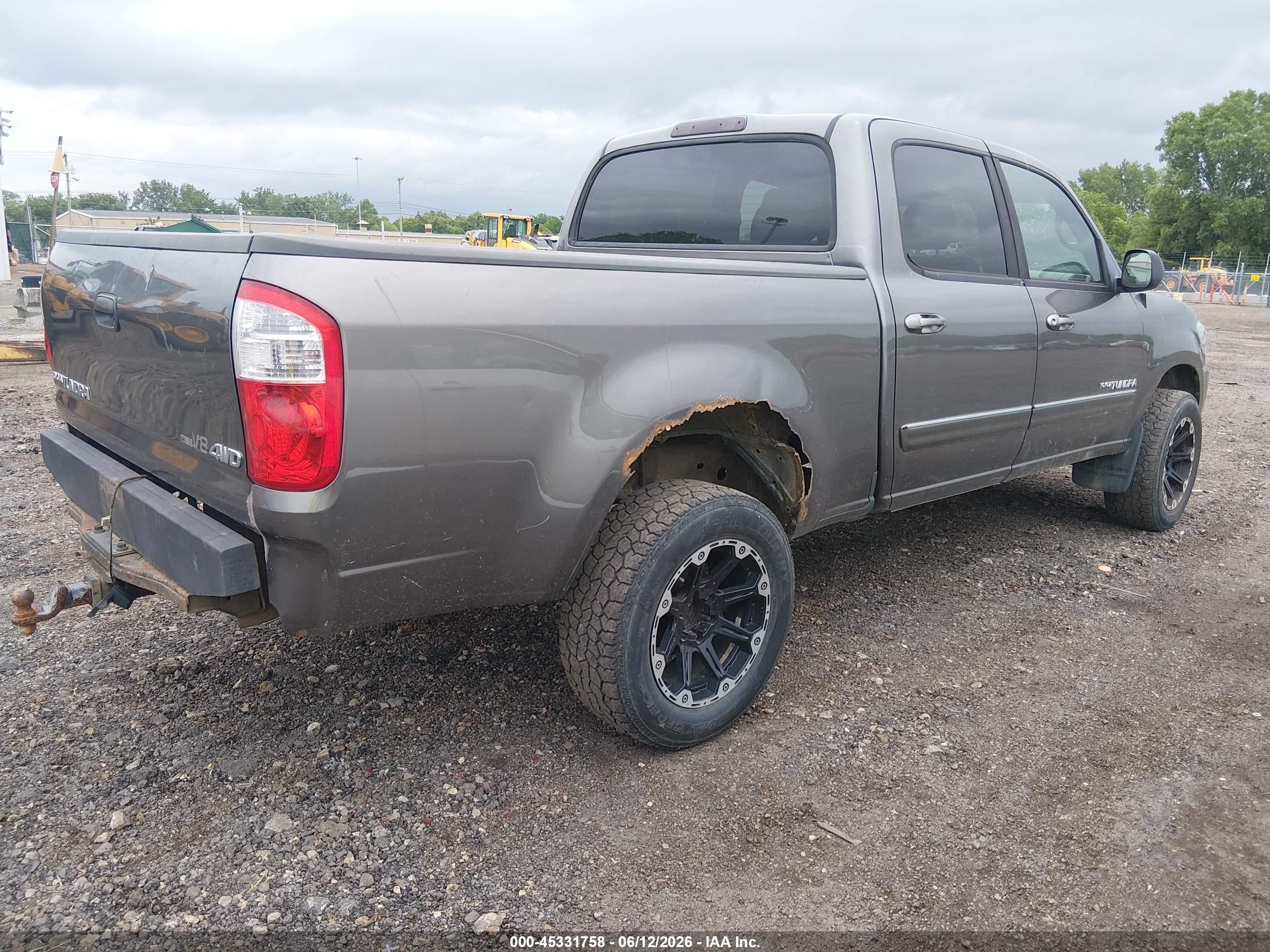 2006 Toyota Tundra Sr5 V8 Gray vin: 5TBDT44116S538692