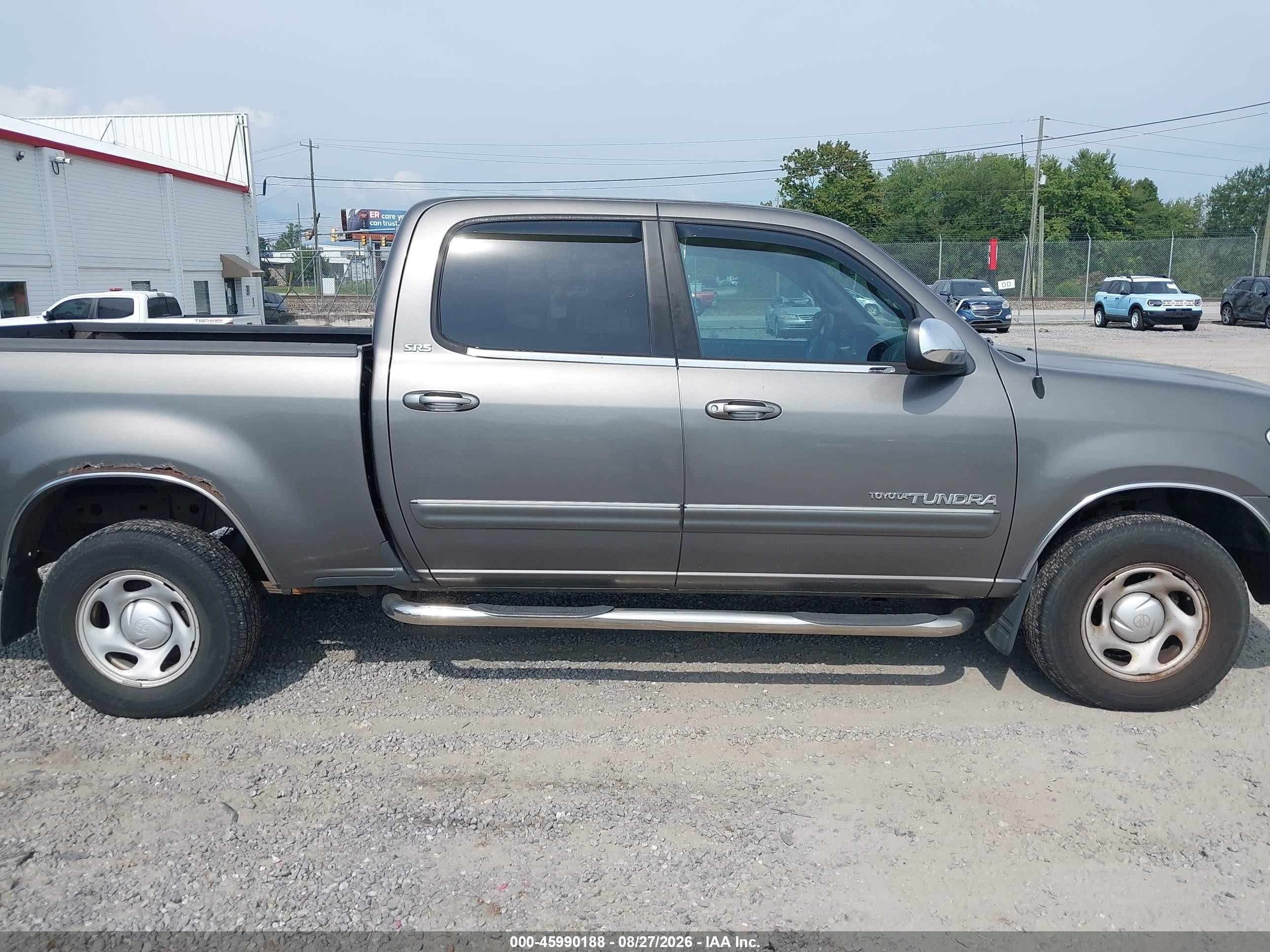 2005 Toyota Tundra Sr5 V8 Gray vin: 5TBDT44125S472328