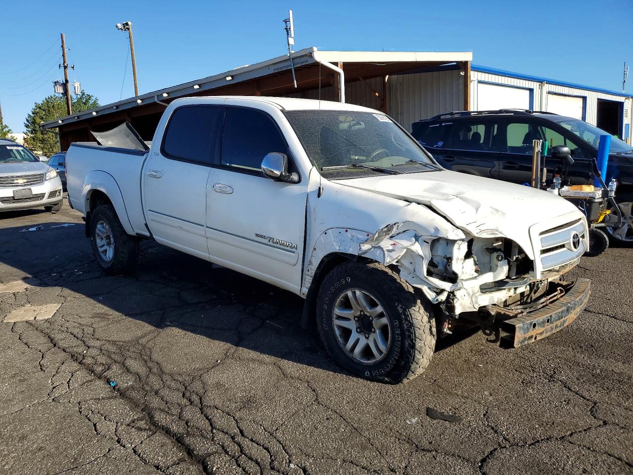 2004 Toyota Tundra Double Cab Sr5 White vin: 5TBDT44134S435660