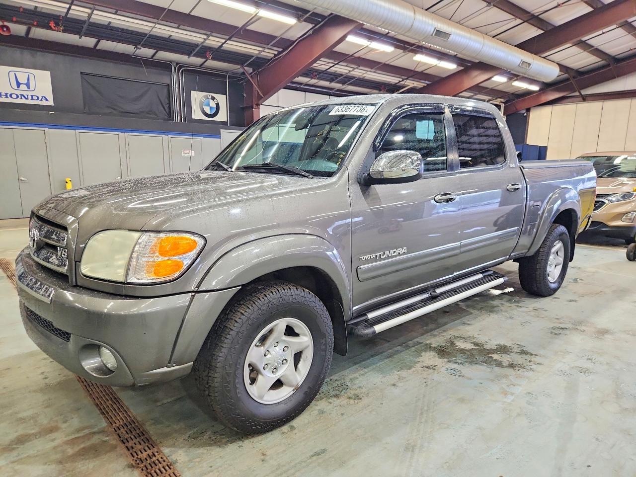 2004 Toyota Tundra Sr5 Gray vin: 5TBDT44134S453320