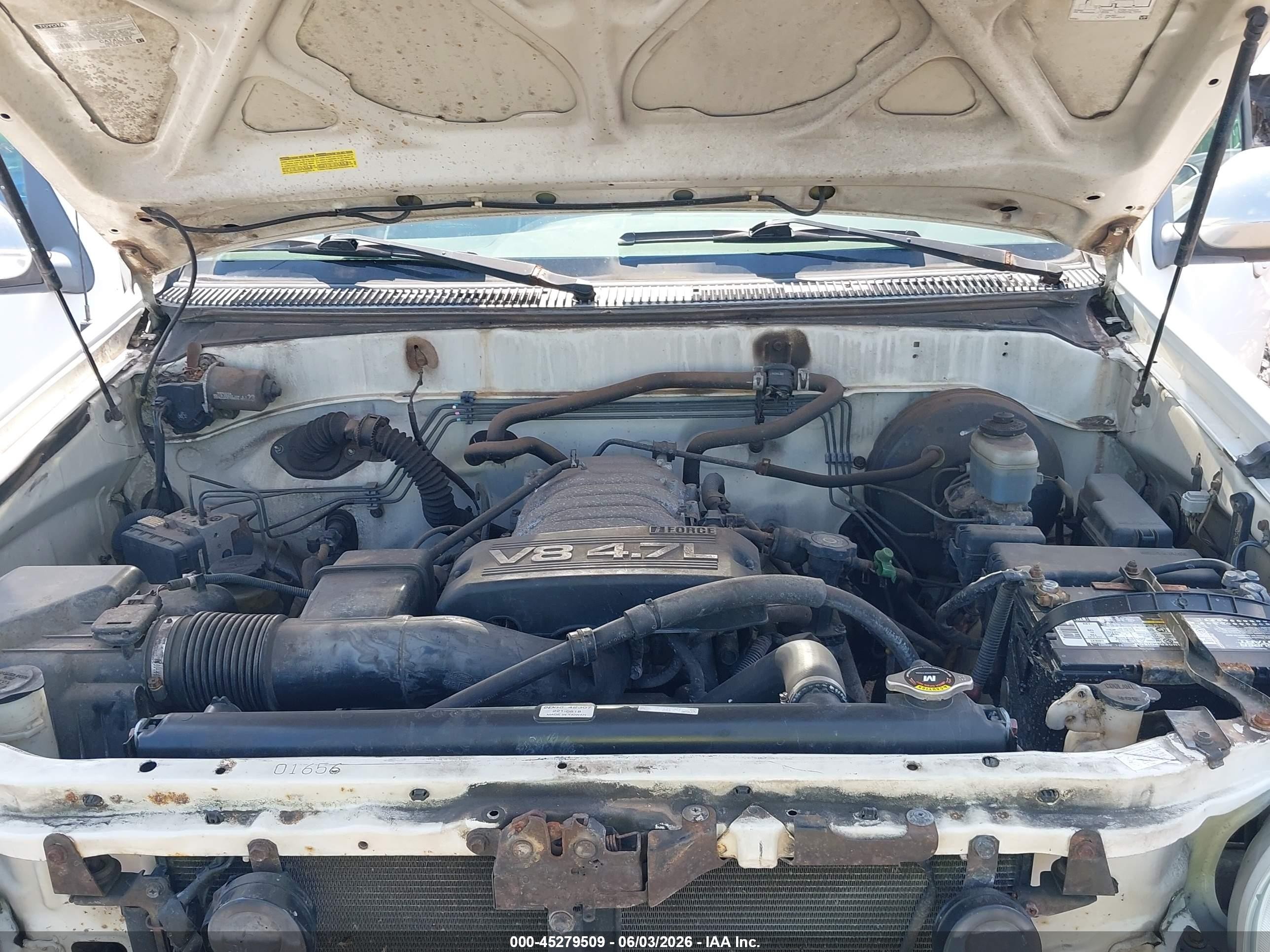 2004 Toyota Tundra Sr5 V8 White vin: 5TBDT44134S459599