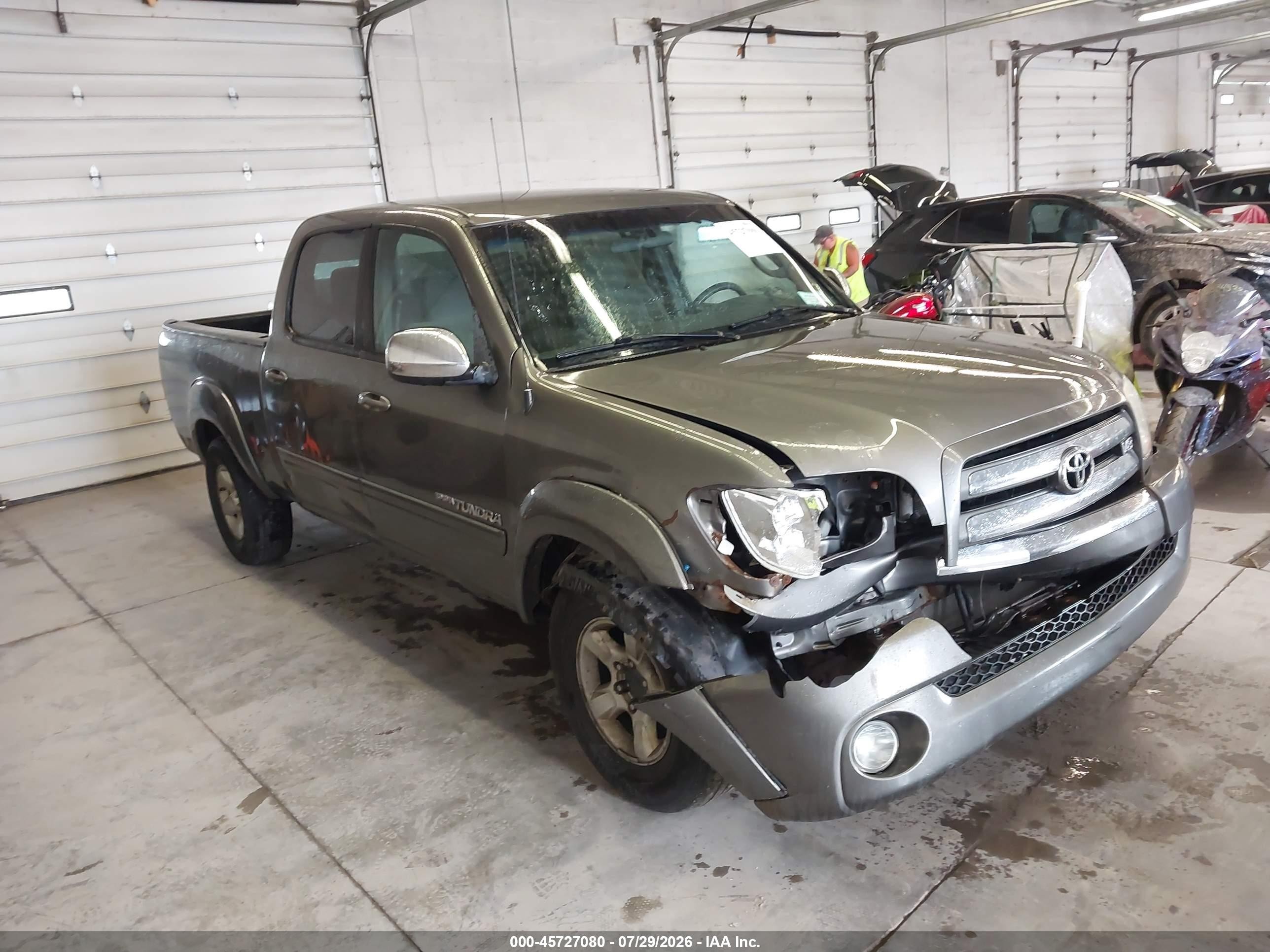 2005 Toyota Tundra Sr5 V8 Brown vin: 5TBDT44135S481085