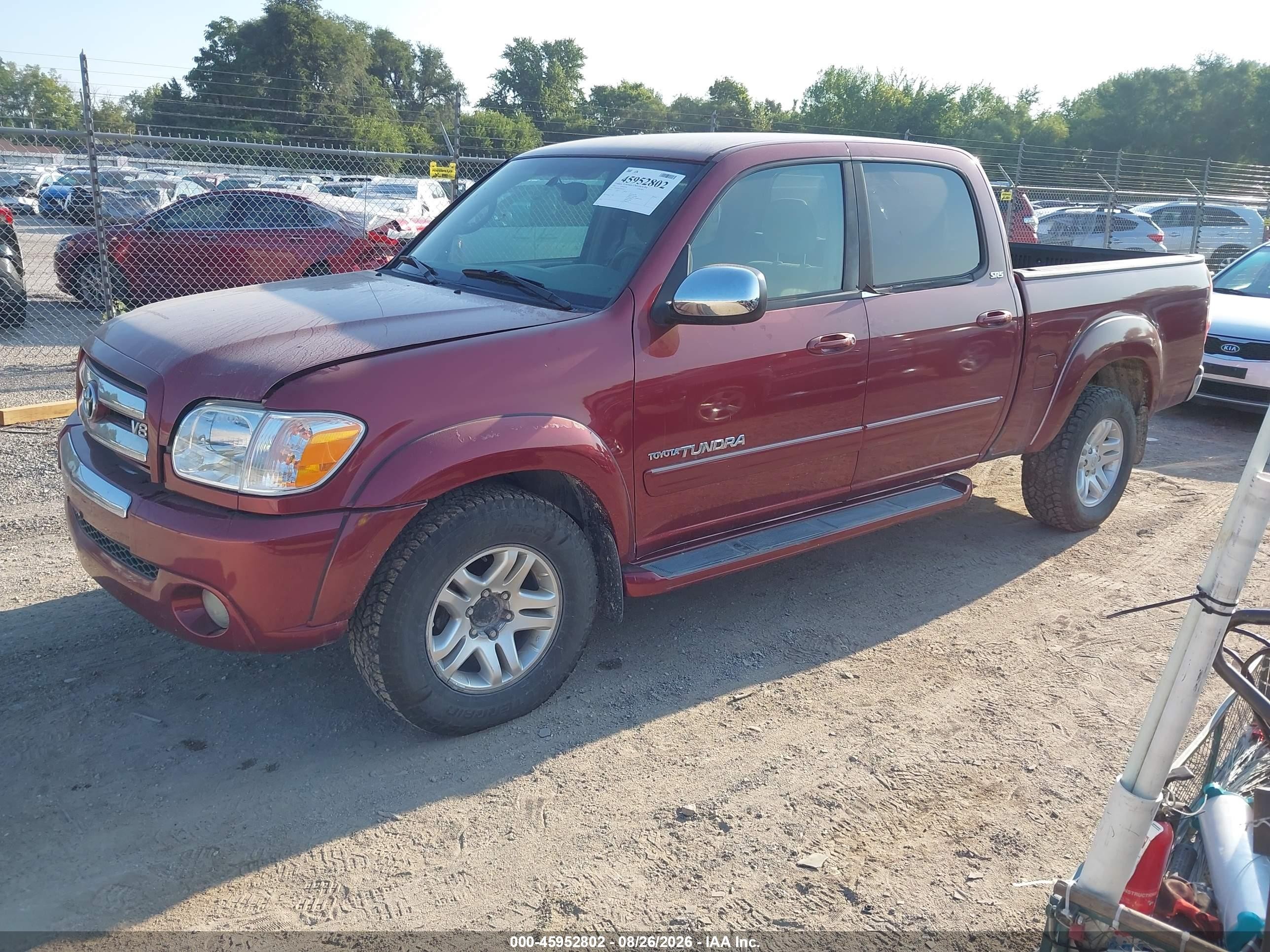 2005 Toyota Tundra Sr5 V8 Red vin: 5TBDT44135S482897
