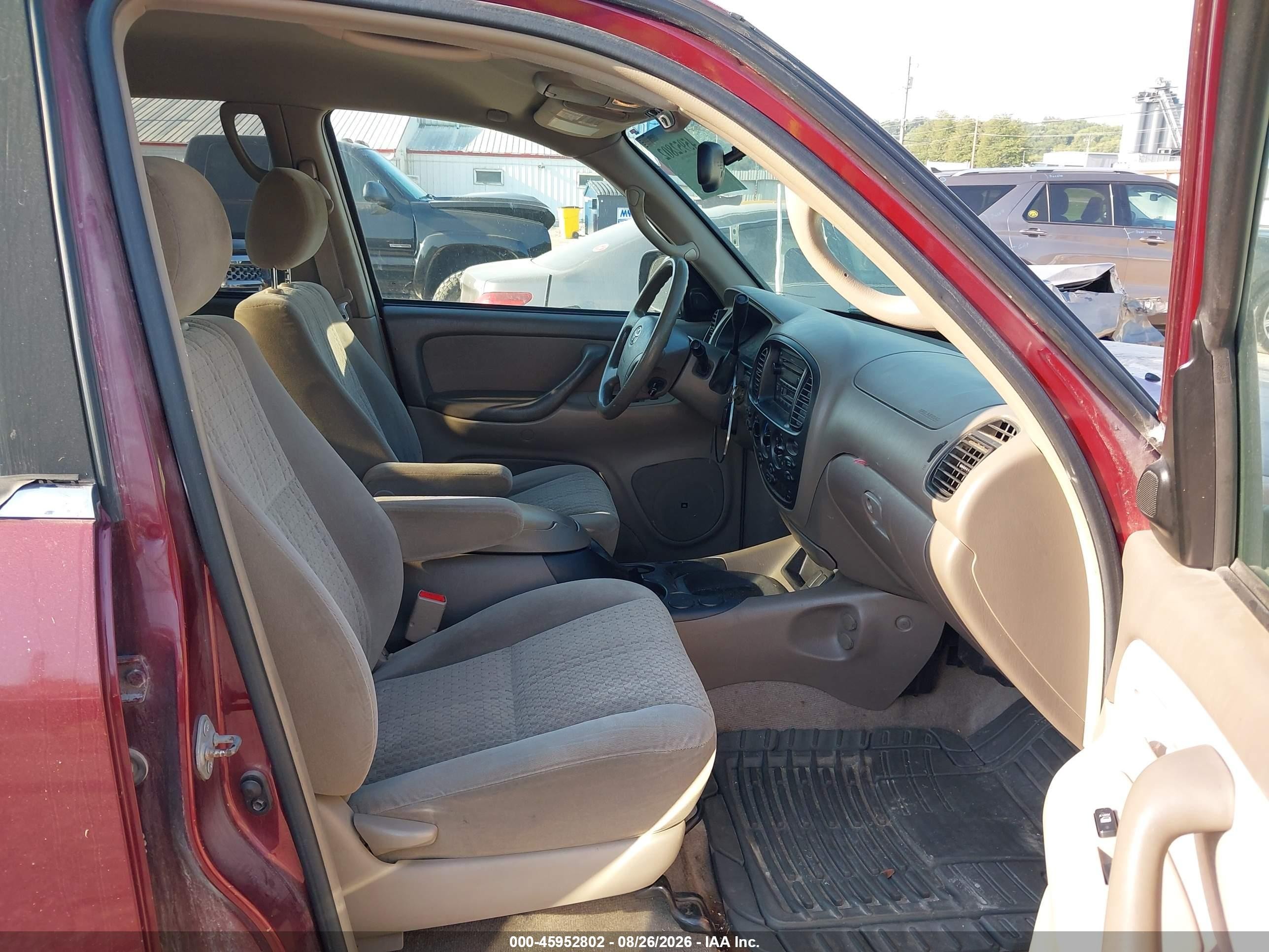 2005 Toyota Tundra Sr5 V8 Red vin: 5TBDT44135S482897
