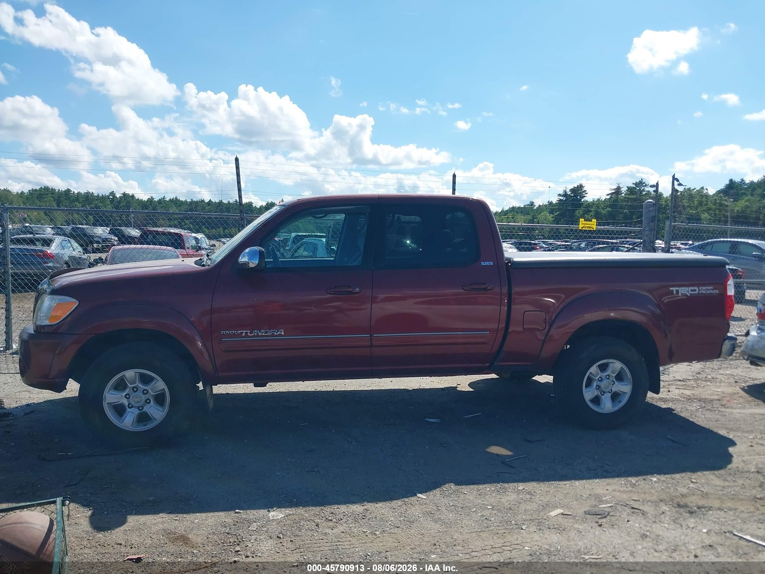 2006 Toyota Tundra Sr5 V8 Красный vin: 5TBDT44136S506553