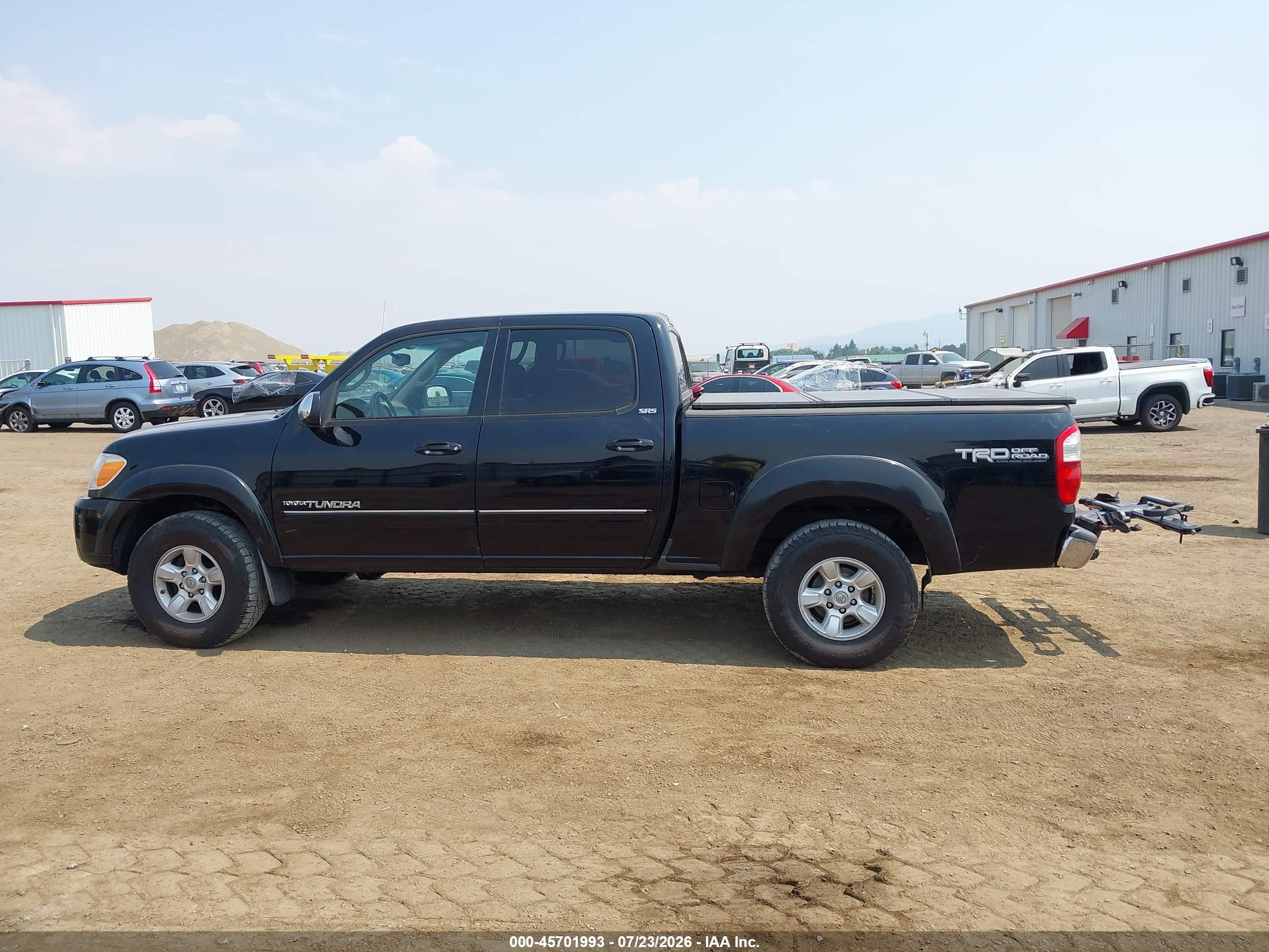2006 Toyota Tundra Sr5 V8 Black vin: 5TBDT44136S521862