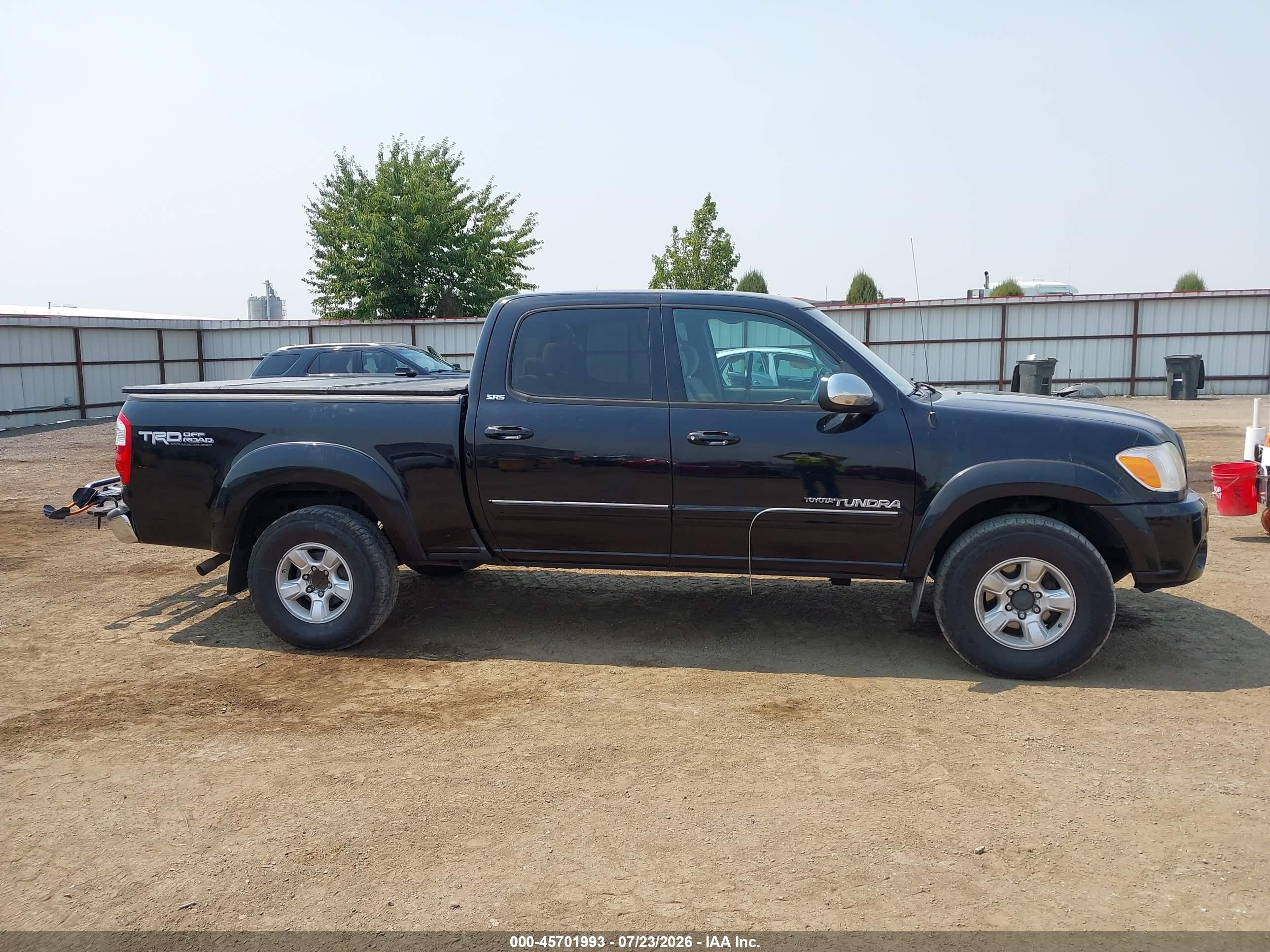 2006 Toyota Tundra Sr5 V8 Black vin: 5TBDT44136S521862