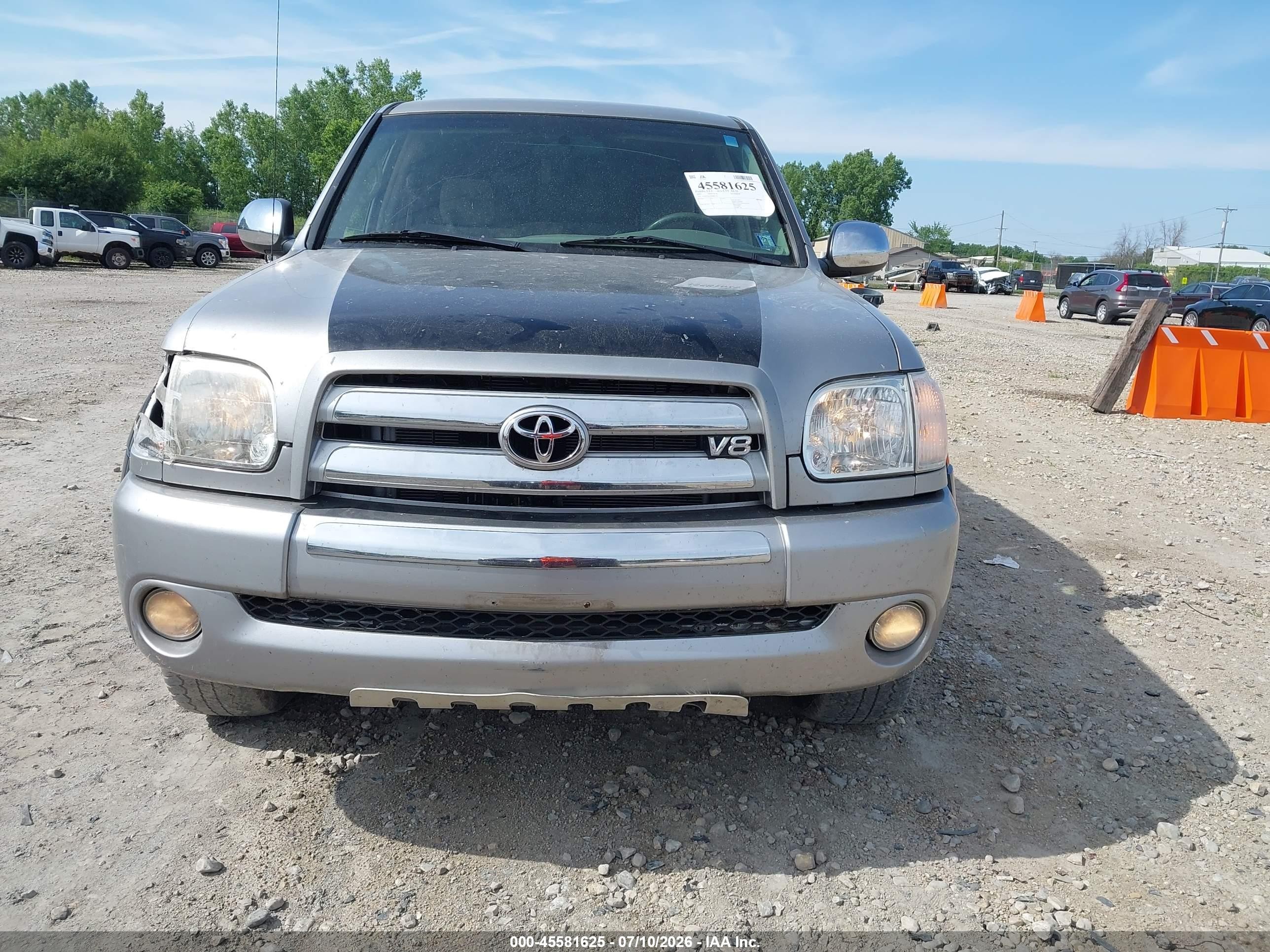 2005 Toyota Tundra Sr5 V8 Silver vin: 5TBDT44145S482276