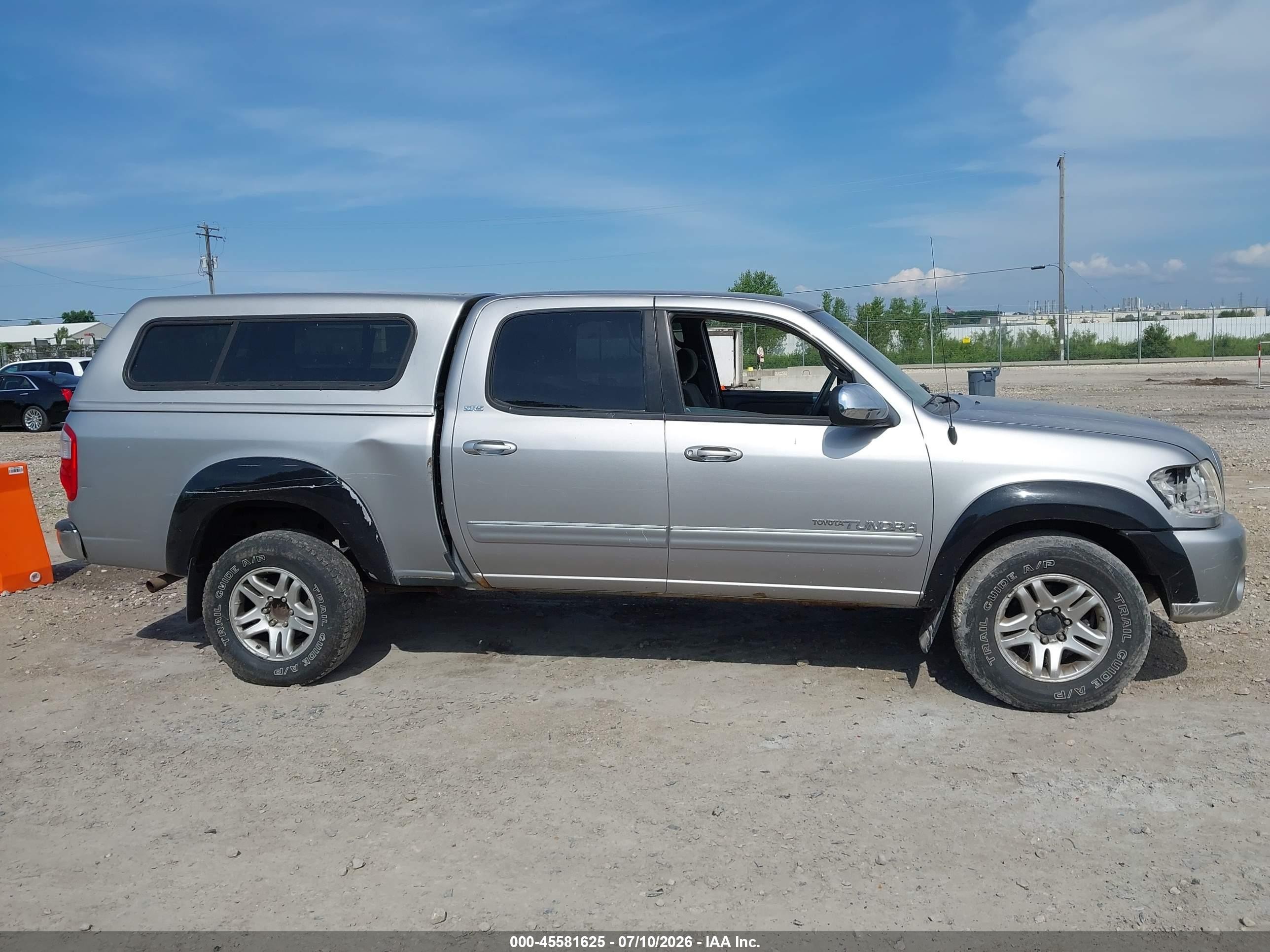 2005 Toyota Tundra Sr5 V8 Silver vin: 5TBDT44145S482276