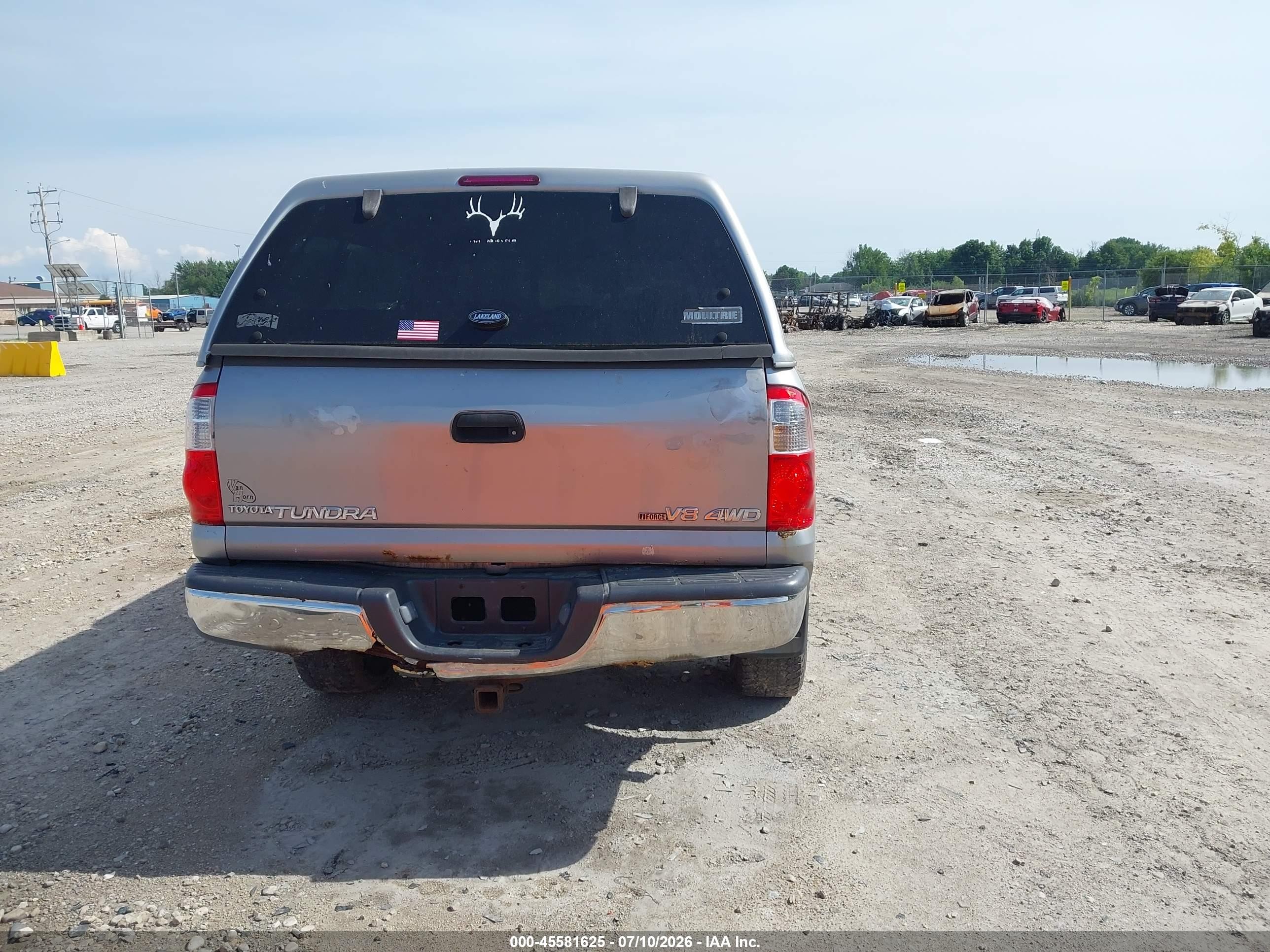 2005 Toyota Tundra Sr5 V8 Silver vin: 5TBDT44145S482276