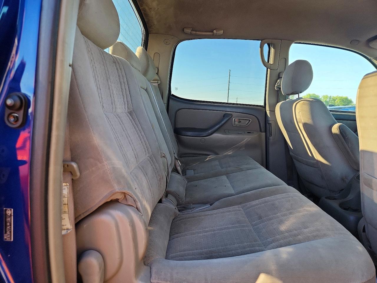 2005 Toyota Tundra Double Cab Sr5 Blue vin: 5TBDT44145S482830