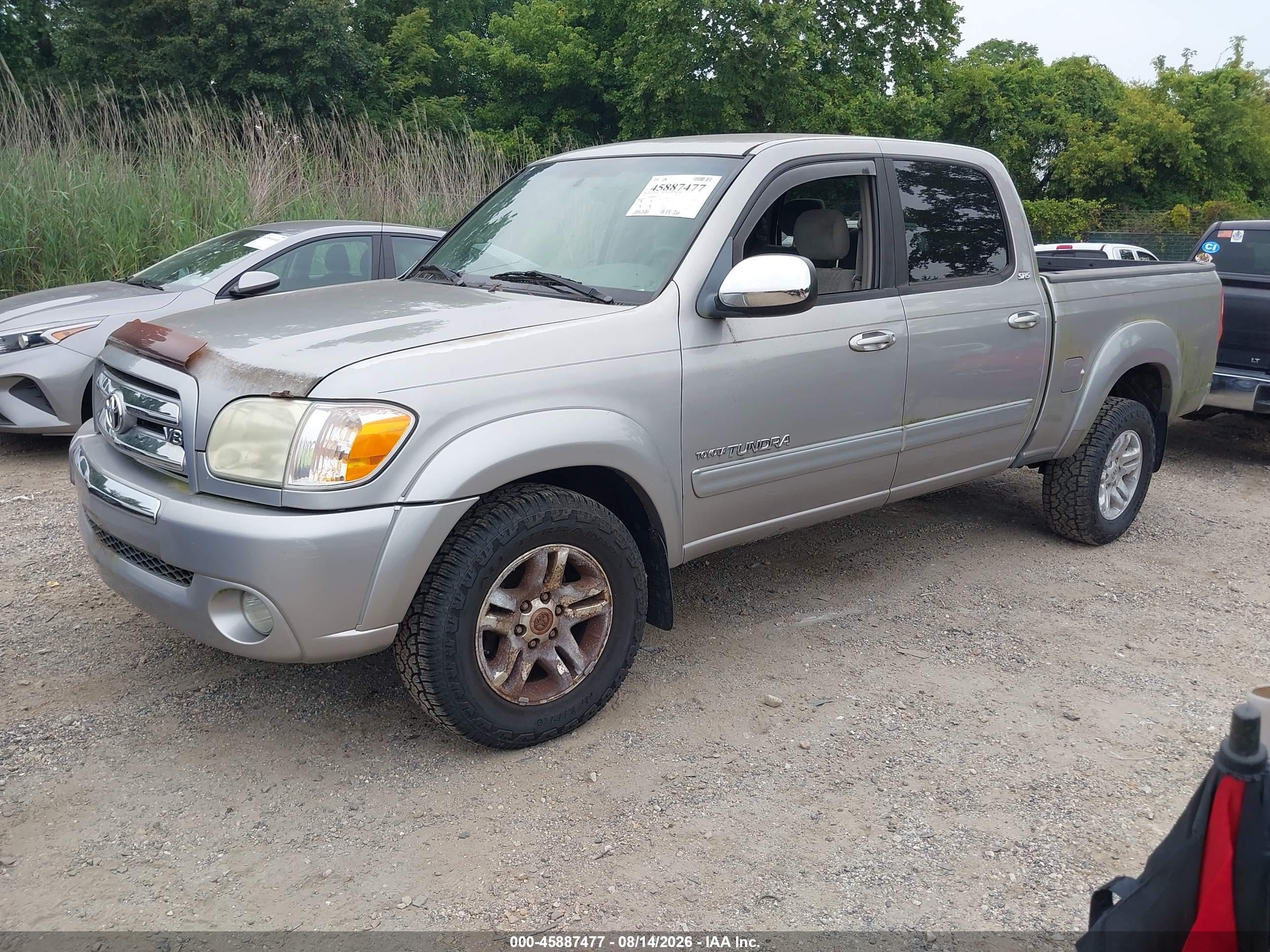 2005 Toyota Tundra Sr5 V8 Silver vin: 5TBDT44145S486361