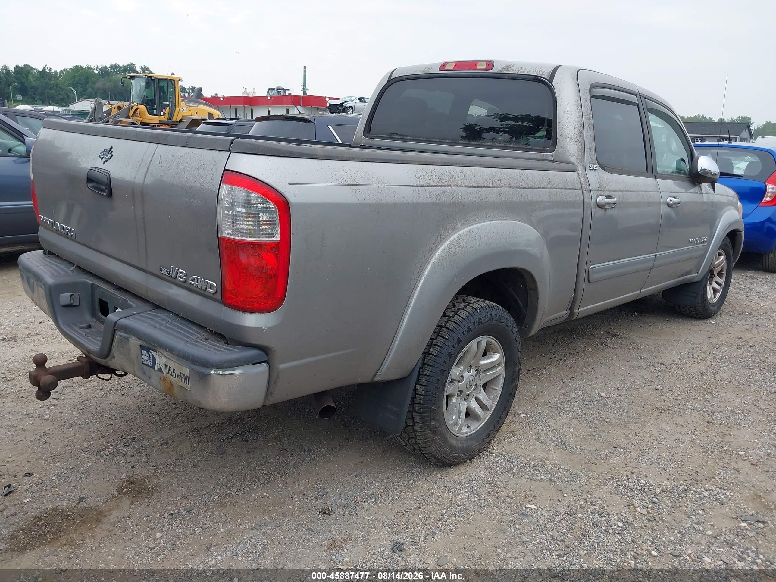 2005 Toyota Tundra Sr5 V8 Silver vin: 5TBDT44145S486361