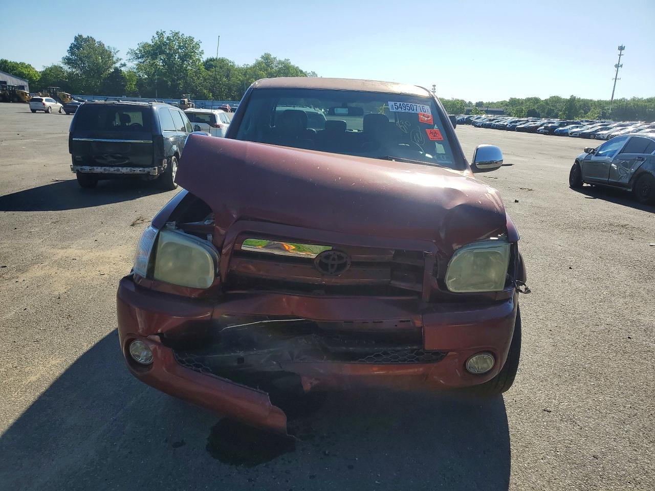 2005 Toyota Tundra Double Cab Sr5 Burgundy vin: 5TBDT44145S493617