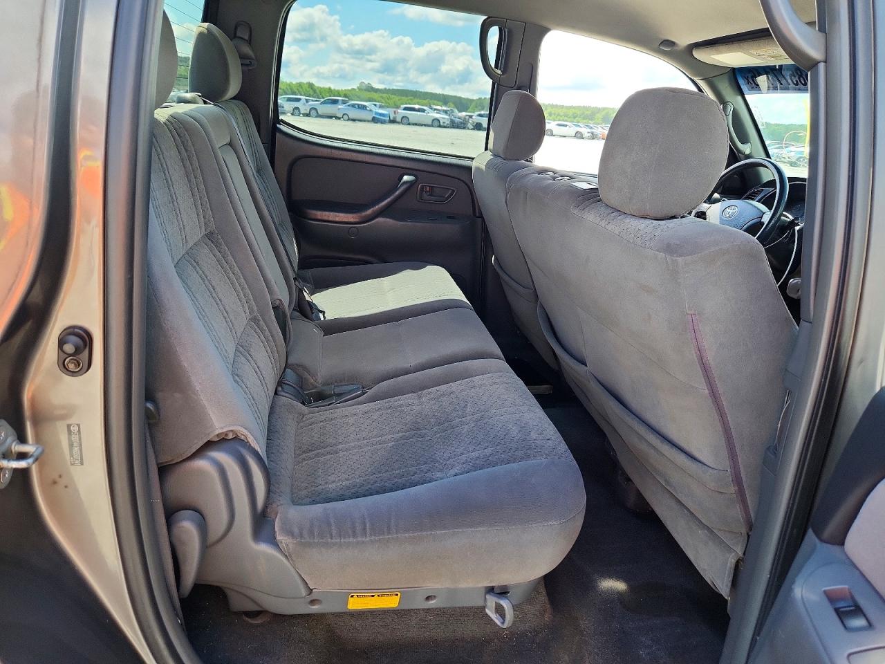 2006 Toyota Tundra Double Cab Sr5 Серый vin: 5TBDT44146S507341