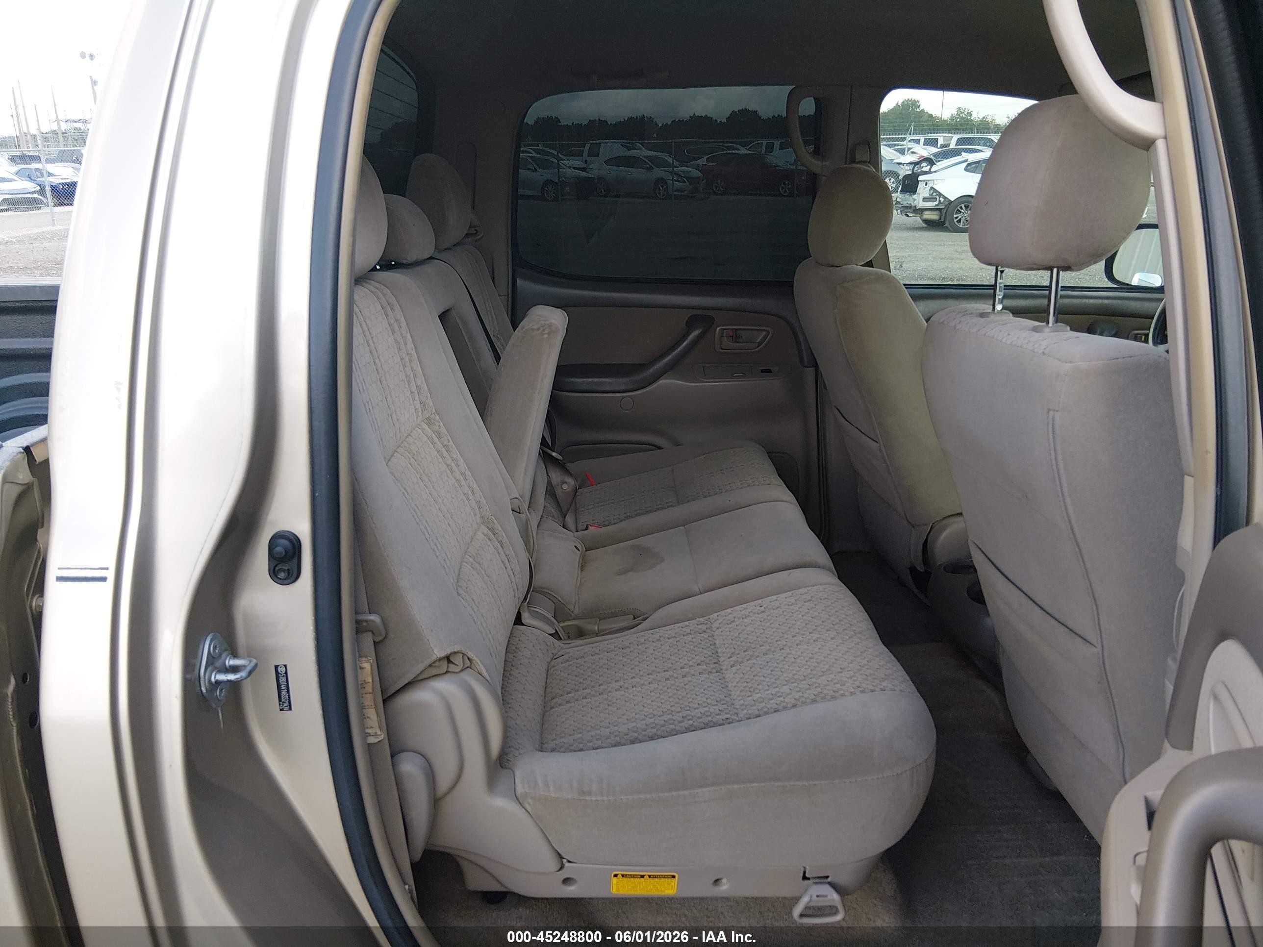 2006 Toyota Tundra Sr5 V8 Бежевый vin: 5TBDT44146S521434