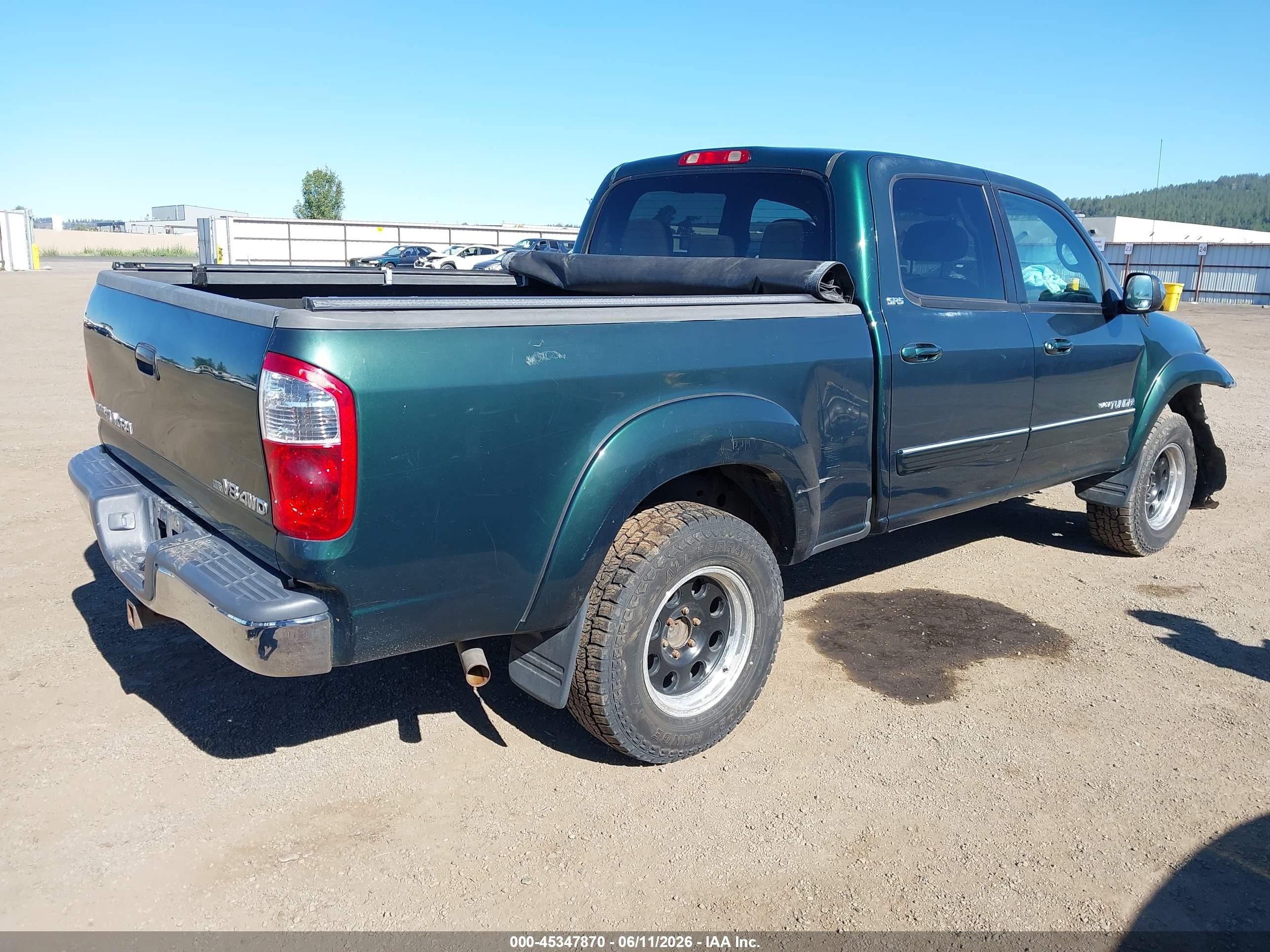 2004 Toyota Tundra Sr5 V8 Green vin: 5TBDT44154S457255