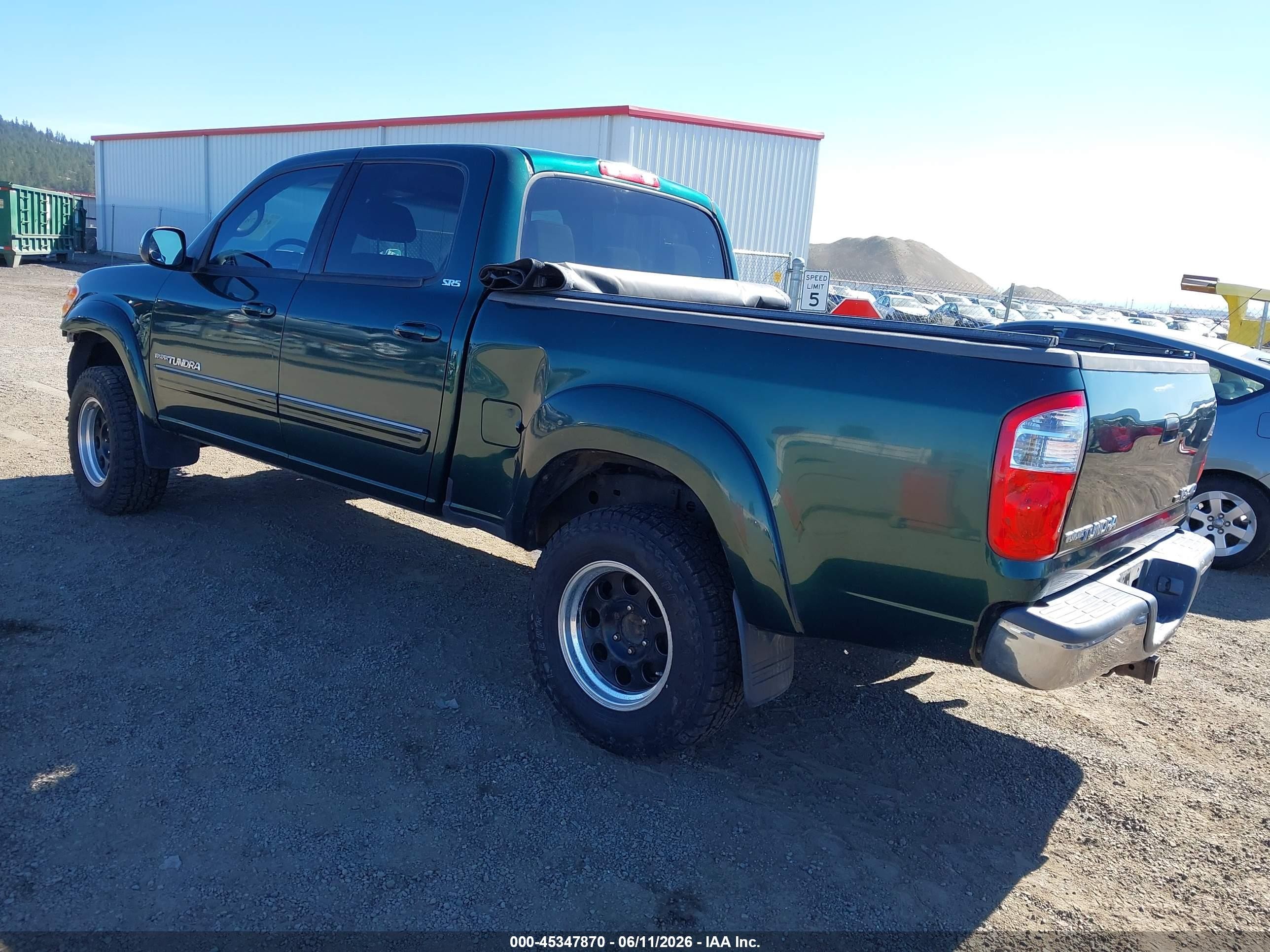 2004 Toyota Tundra Sr5 V8 Green vin: 5TBDT44154S457255