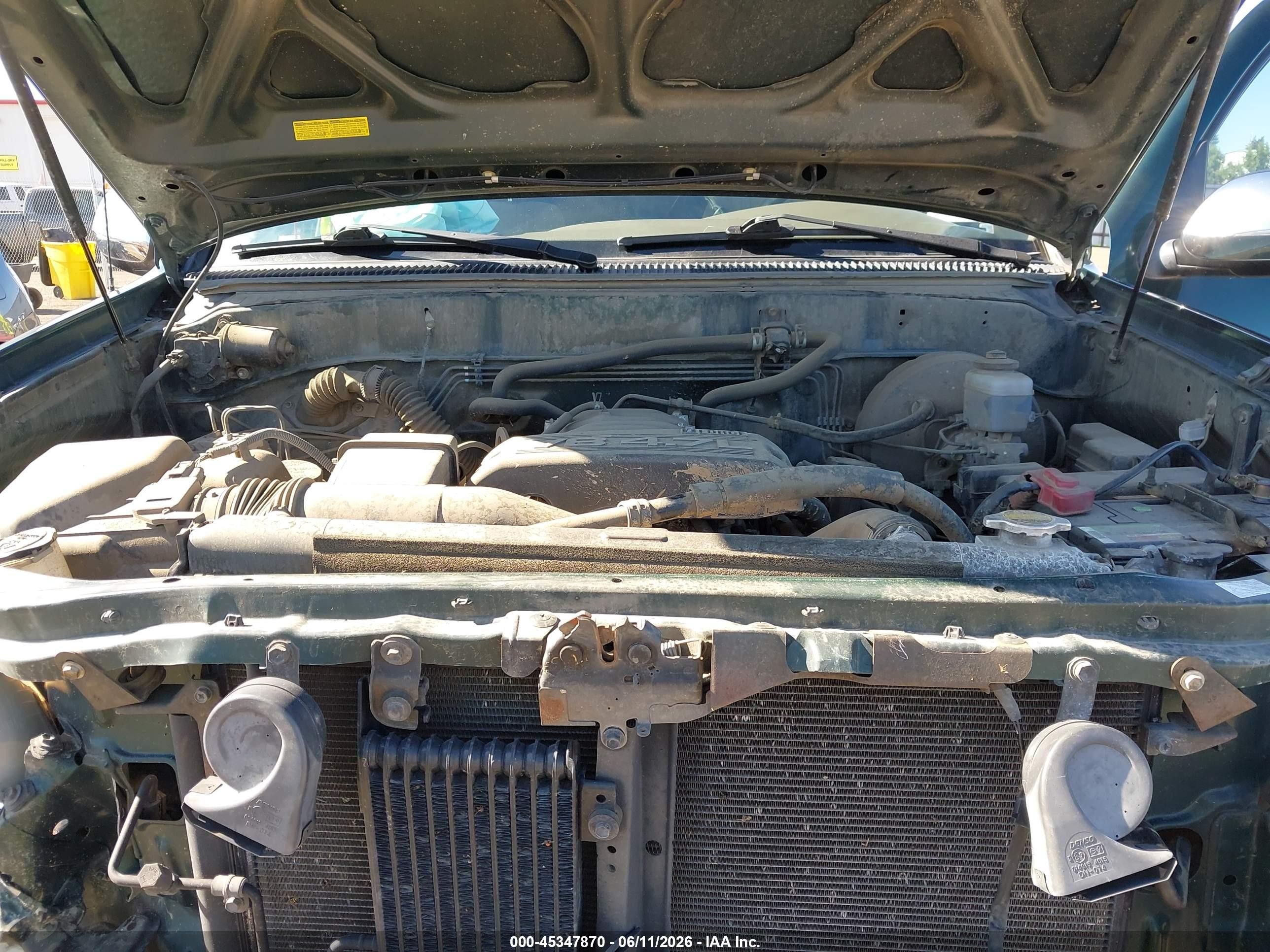 2004 Toyota Tundra Sr5 V8 Green vin: 5TBDT44154S457255
