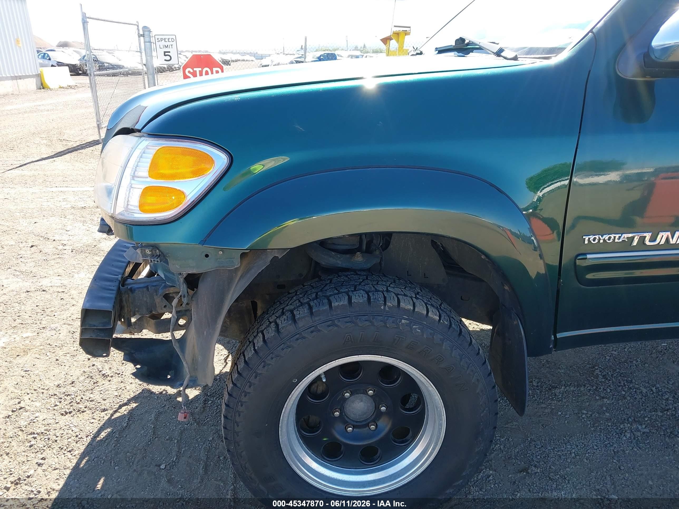 2004 Toyota Tundra Sr5 V8 Green vin: 5TBDT44154S457255