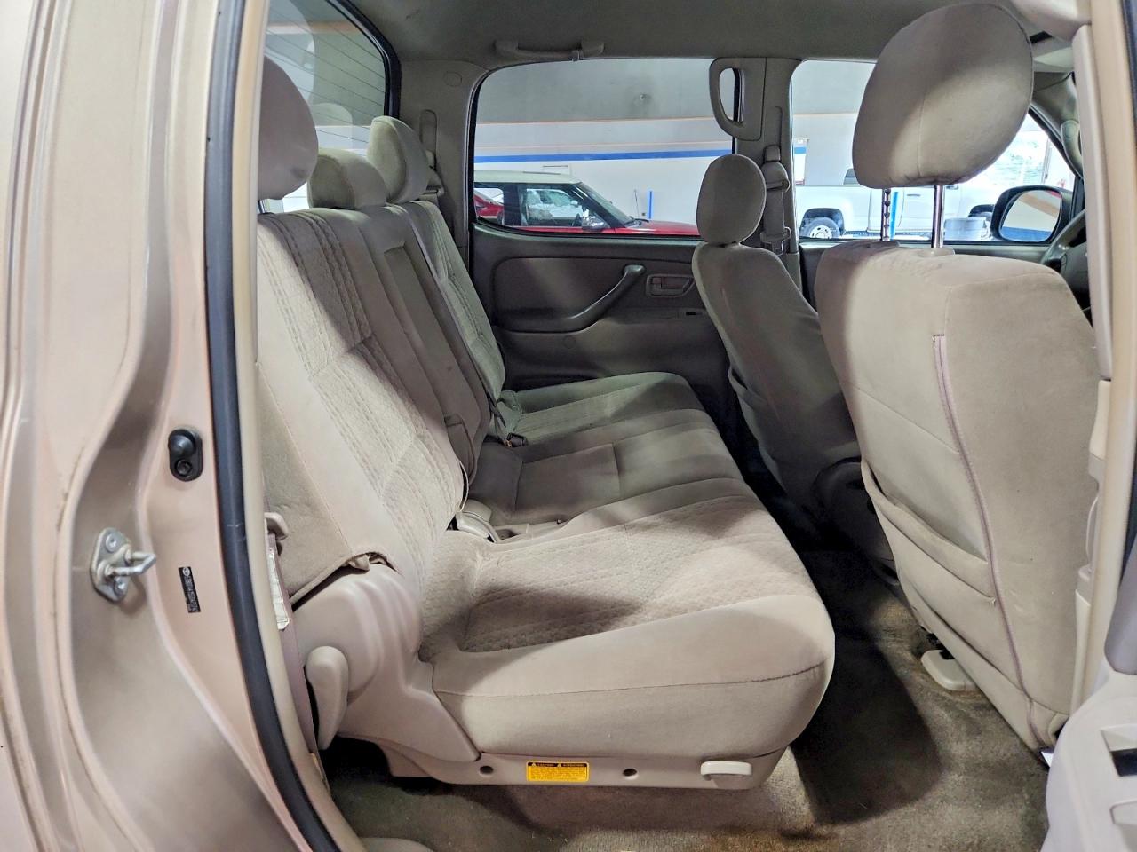 2005 Toyota Tundra Double Cab Sr5 Tan vin: 5TBDT44155S475742
