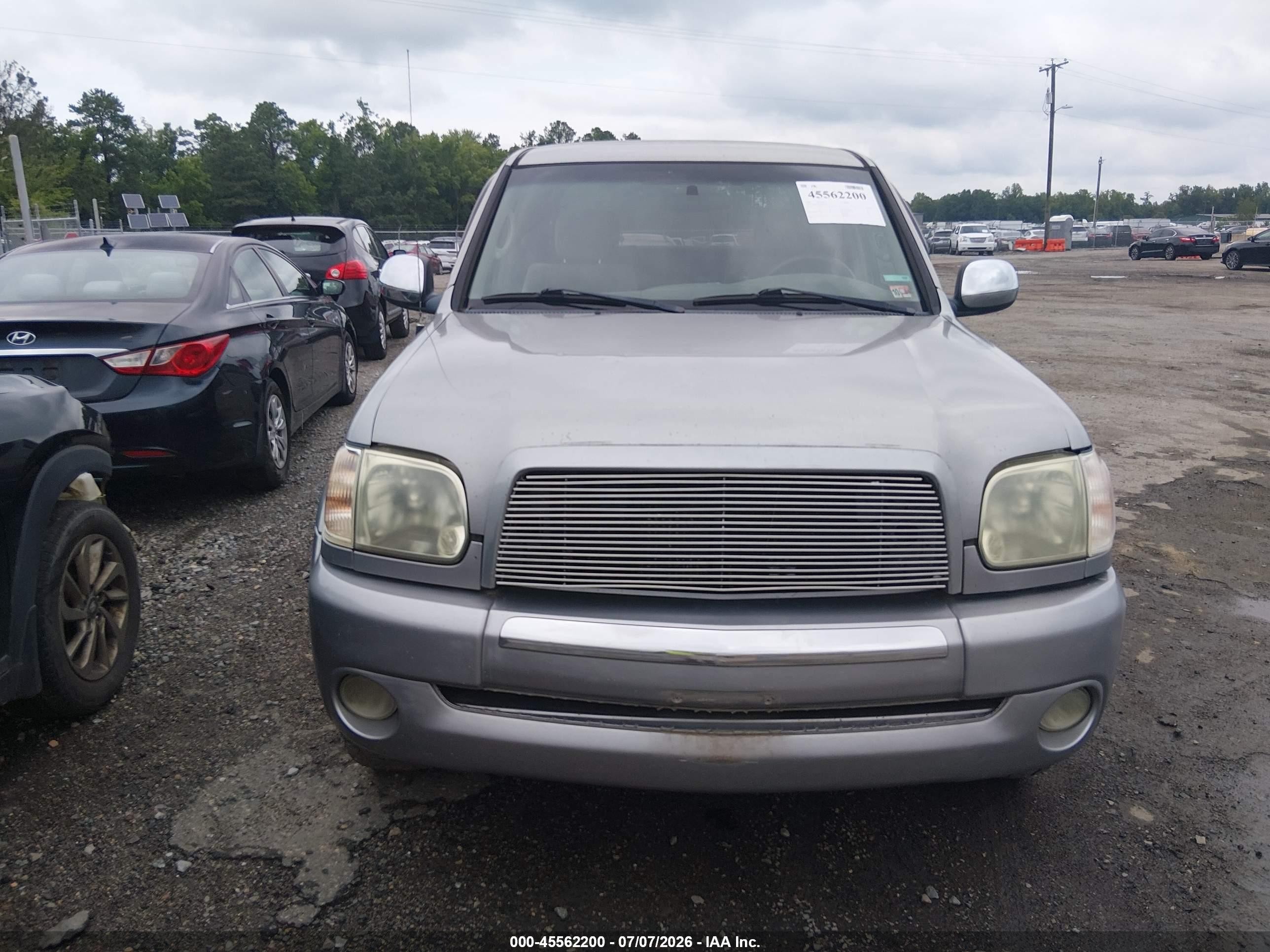 2005 Toyota Tundra Sr5 V8 Gray vin: 5TBDT44155S482089