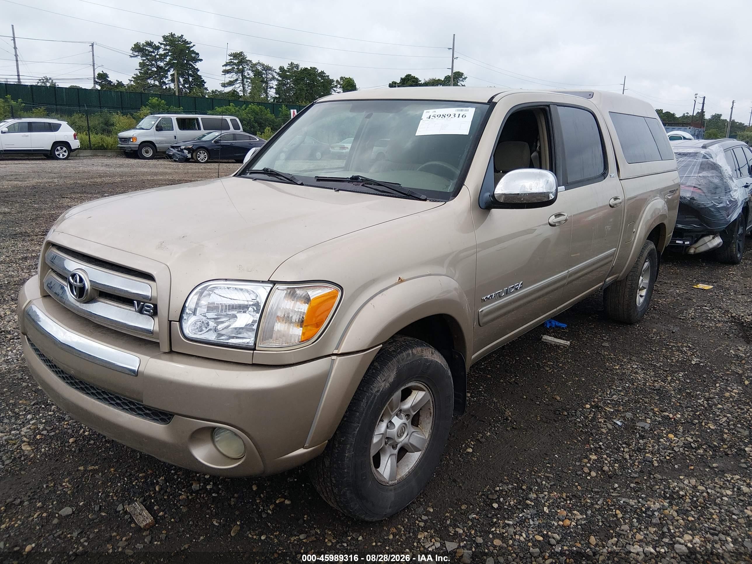 2005 Toyota Tundra Sr5 V8 Beige vin: 5TBDT44155S500915