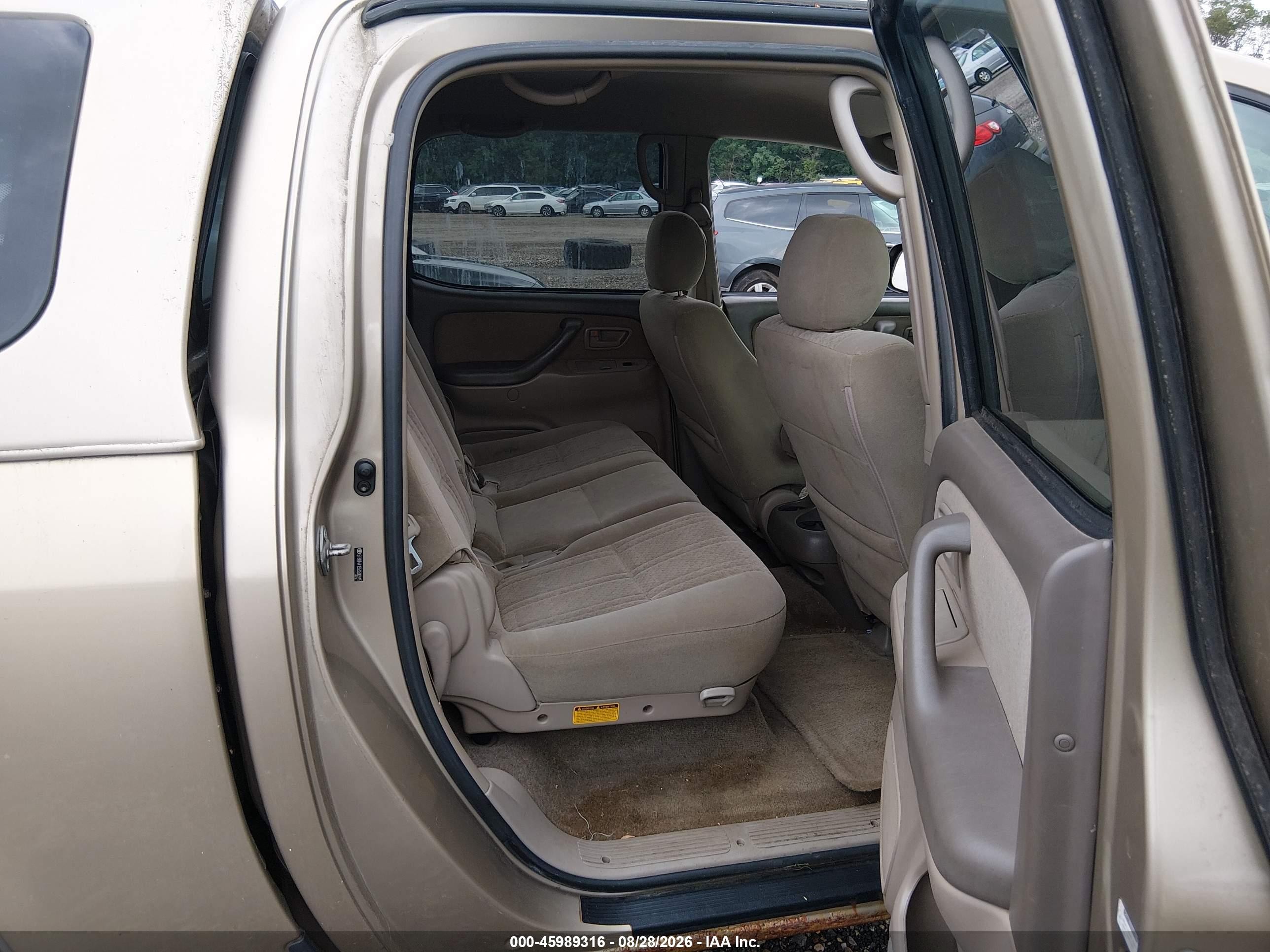 2005 Toyota Tundra Sr5 V8 Beige vin: 5TBDT44155S500915