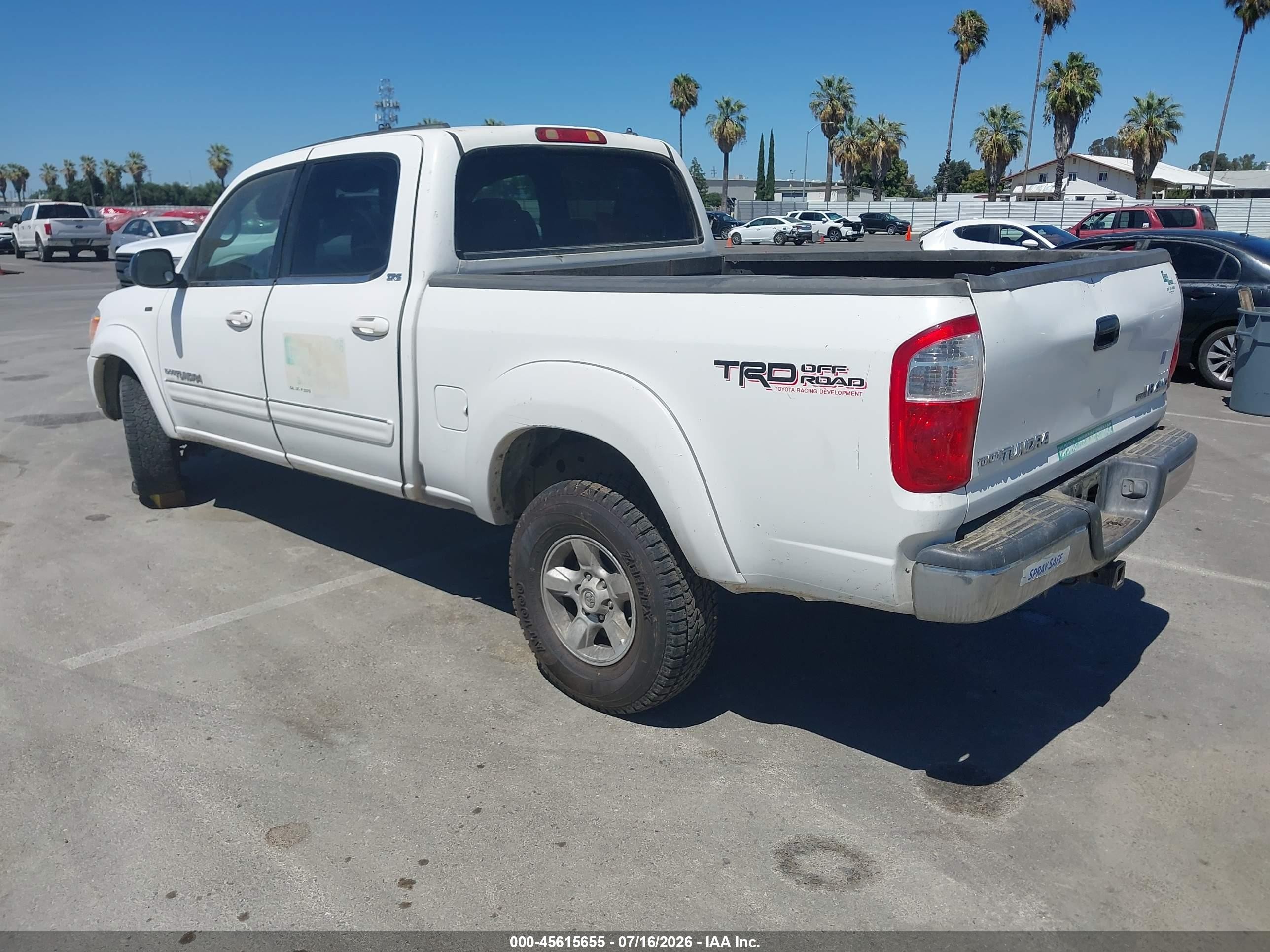 2006 Toyota Tundra Sr5 V8 White vin: 5TBDT44156S505081