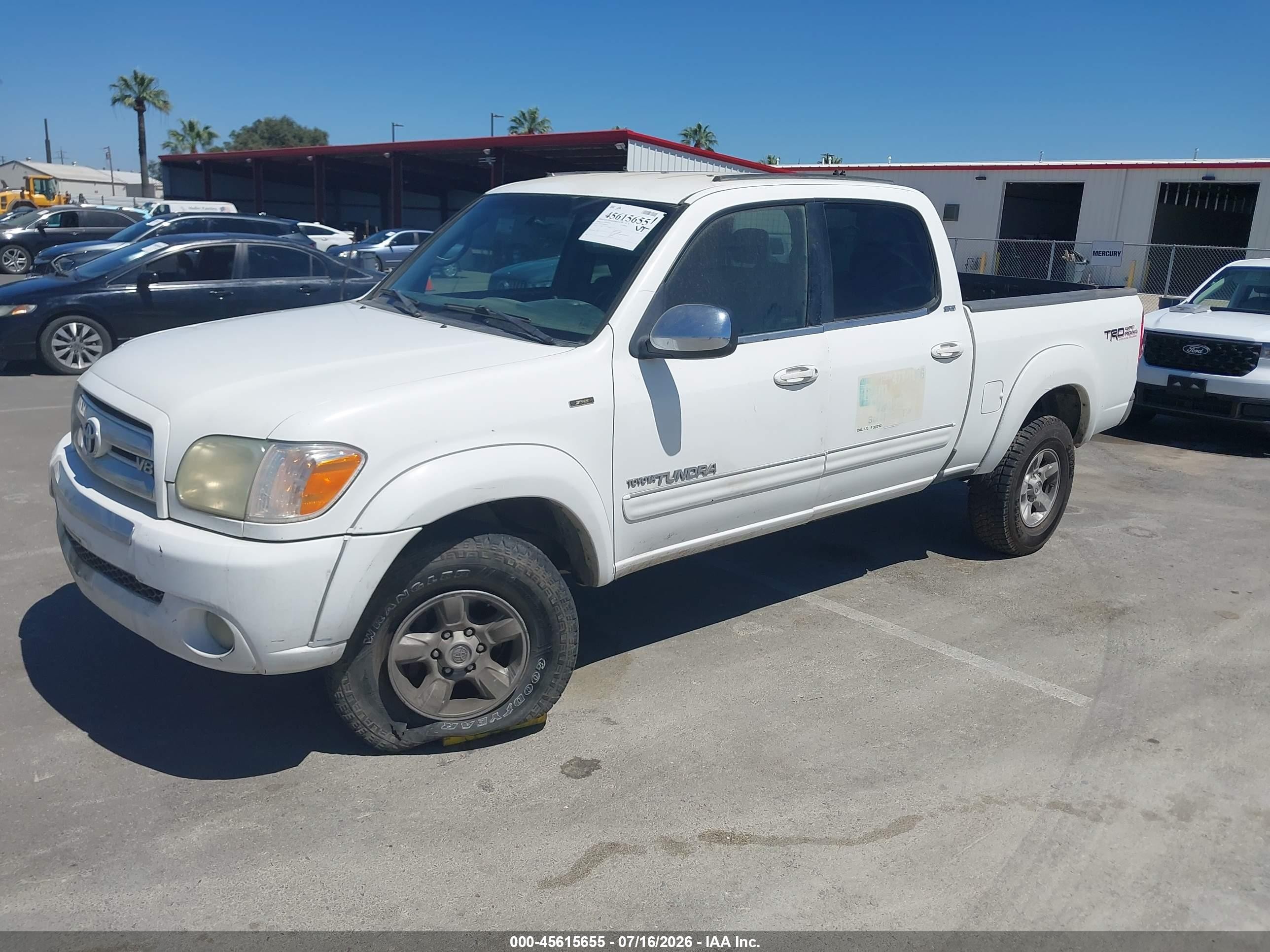 2006 Toyota Tundra Sr5 V8 White vin: 5TBDT44156S505081