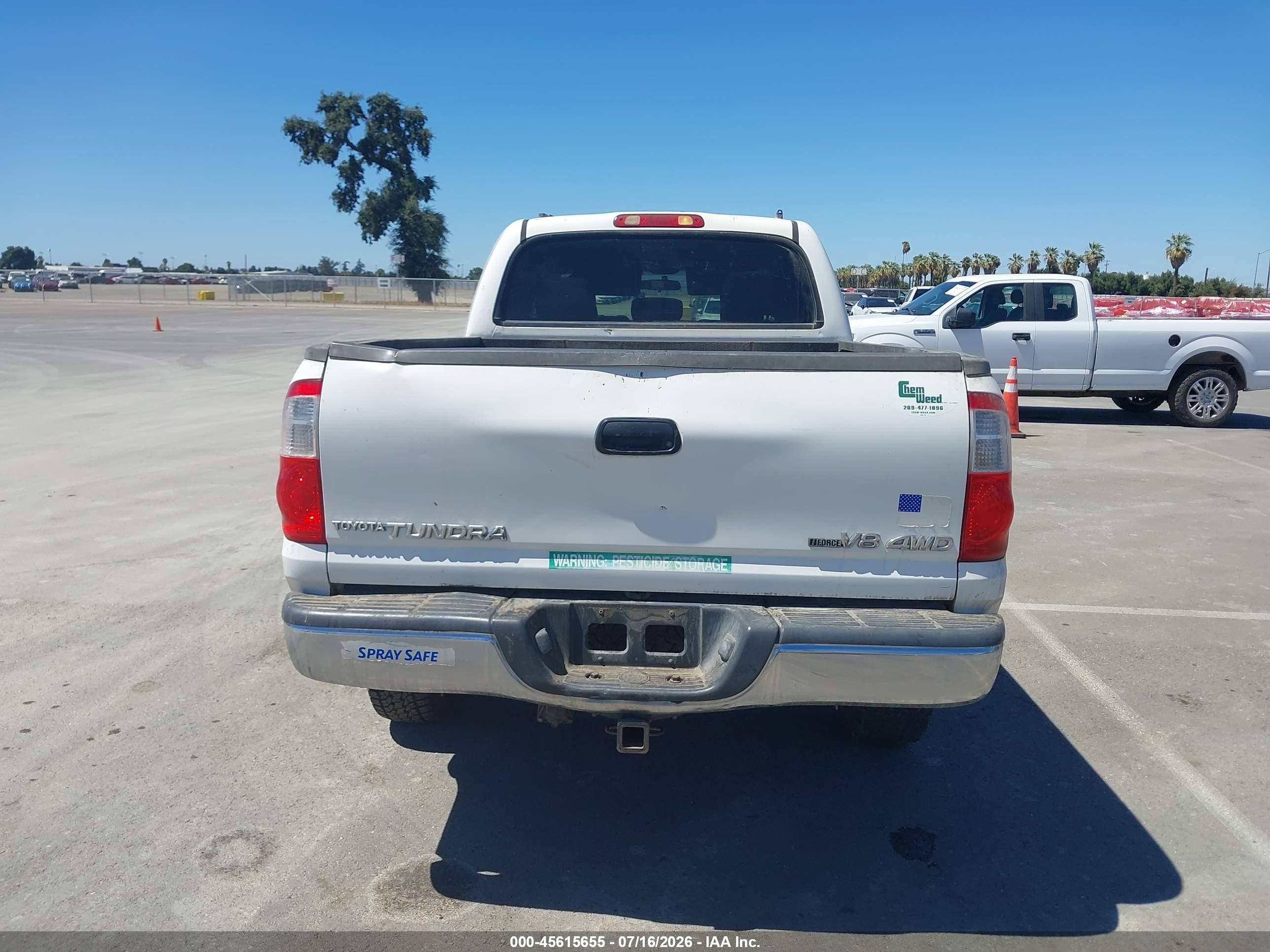 2006 Toyota Tundra Sr5 V8 White vin: 5TBDT44156S505081