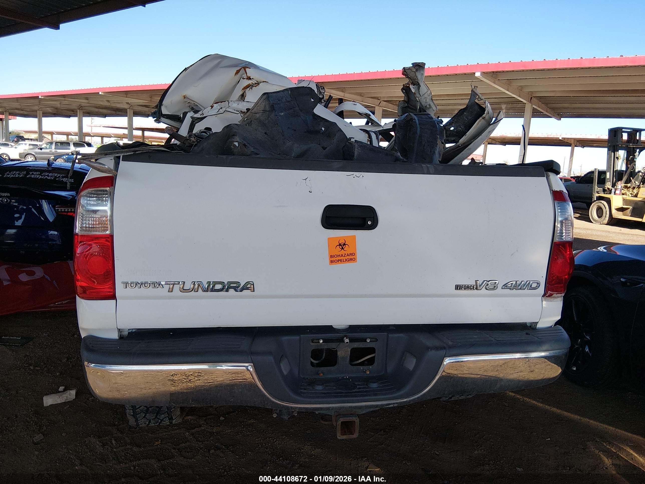 2006 Toyota Tundra Sr5 V8 White vin: 5TBDT44156S520129