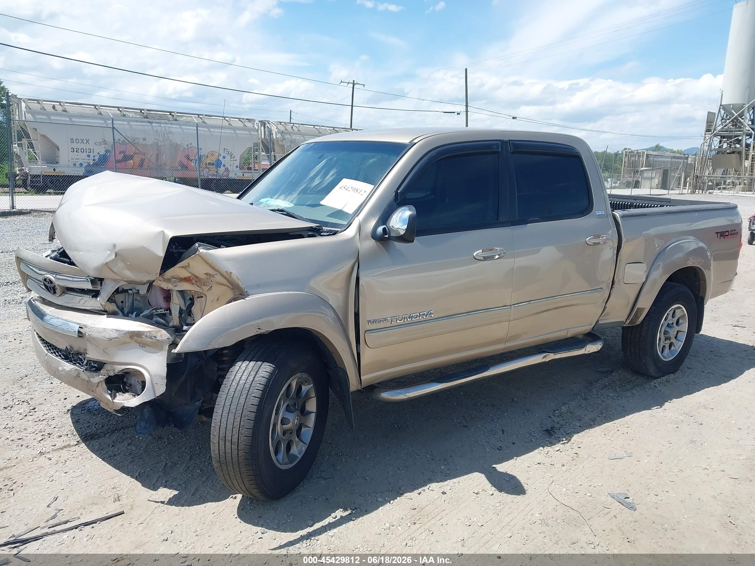 2006 Toyota Tundra Sr5 V8 Tan vin: 5TBDT44156S520681