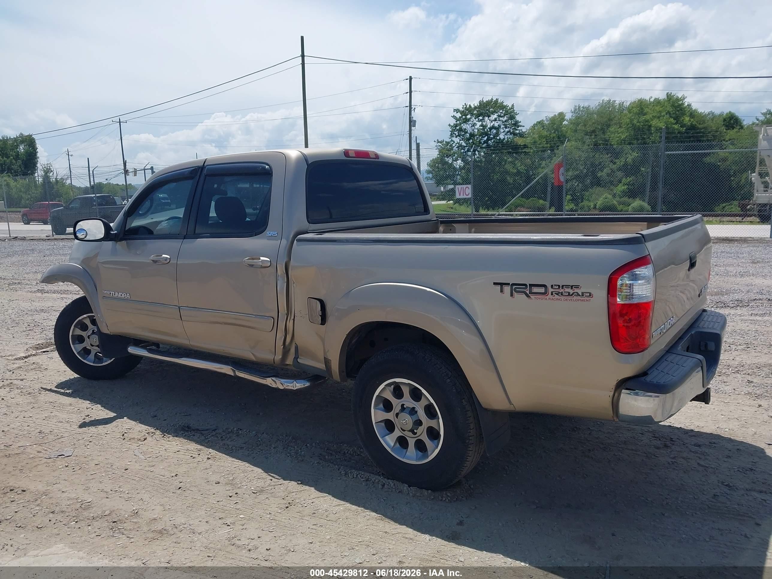 2006 Toyota Tundra Sr5 V8 Tan vin: 5TBDT44156S520681