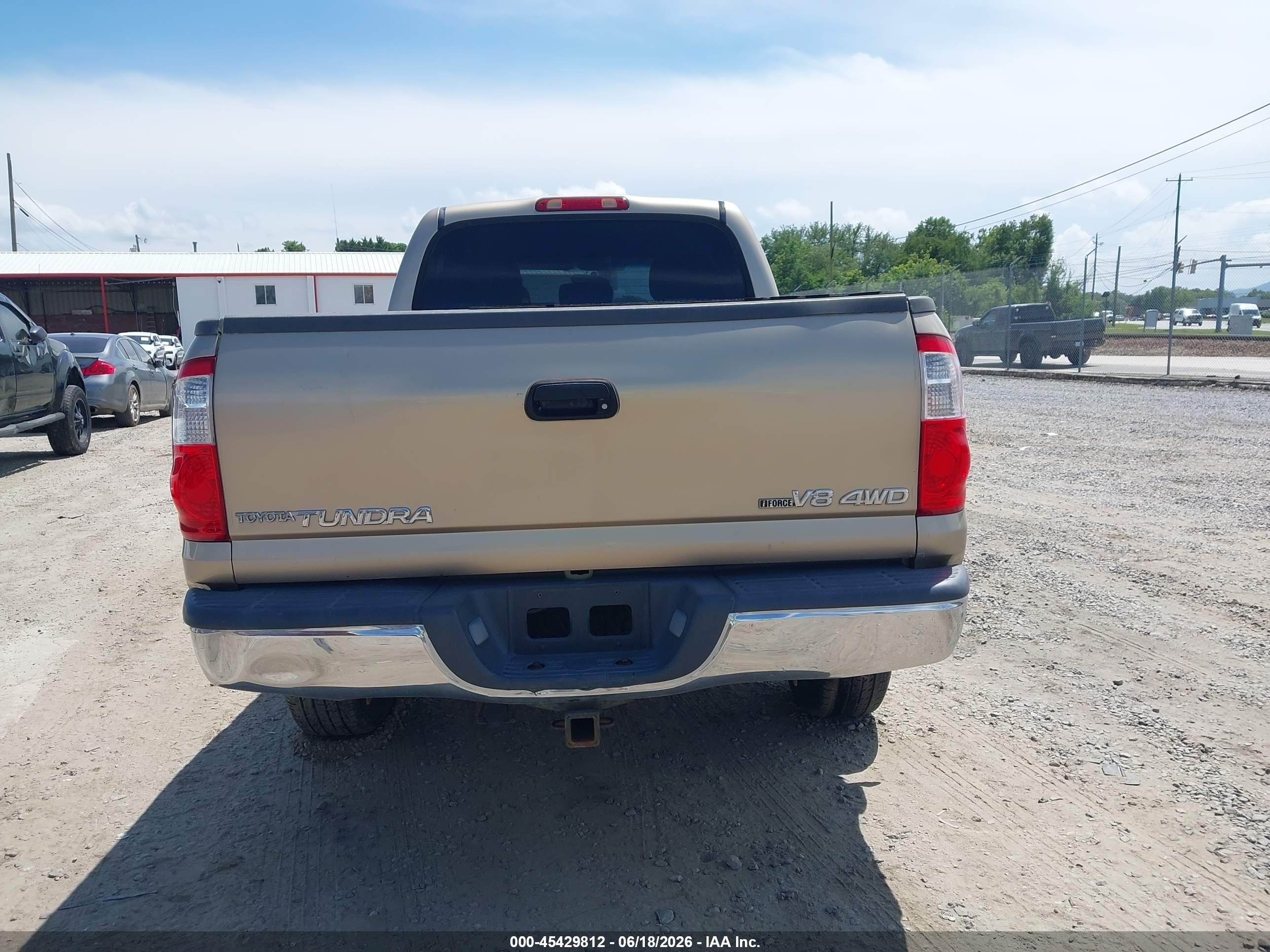 2006 Toyota Tundra Sr5 V8 Tan vin: 5TBDT44156S520681