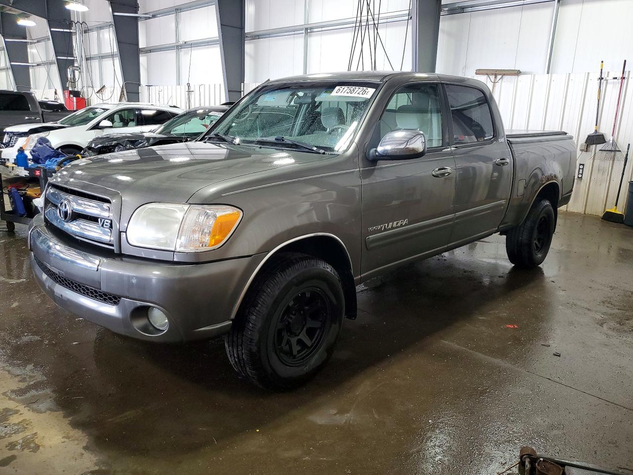 2005 Toyota Tundra Double Cab Sr5 Серый vin: 5TBDT44165S467262