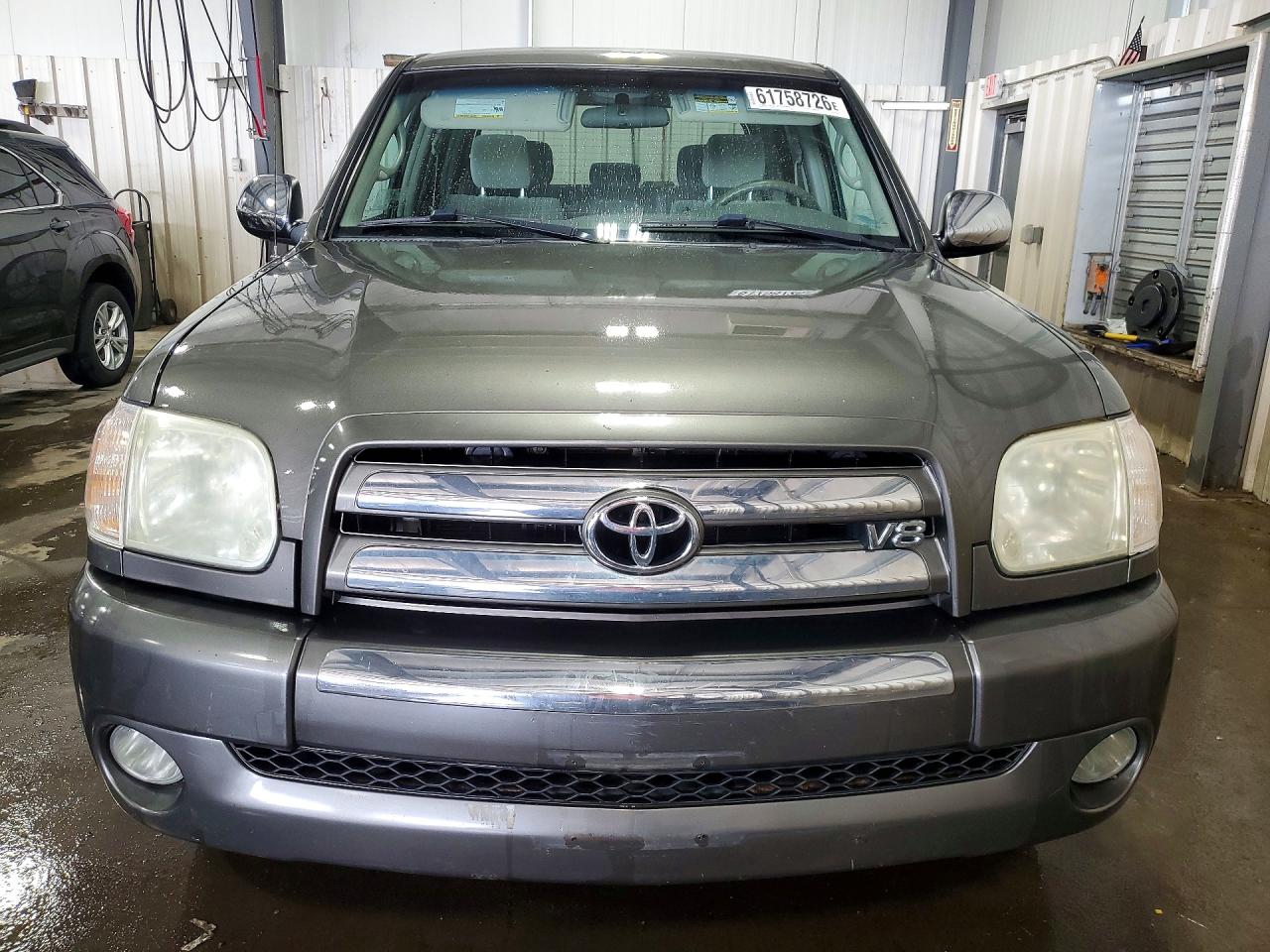 2005 Toyota Tundra Double Cab Sr5 Серый vin: 5TBDT44165S467262