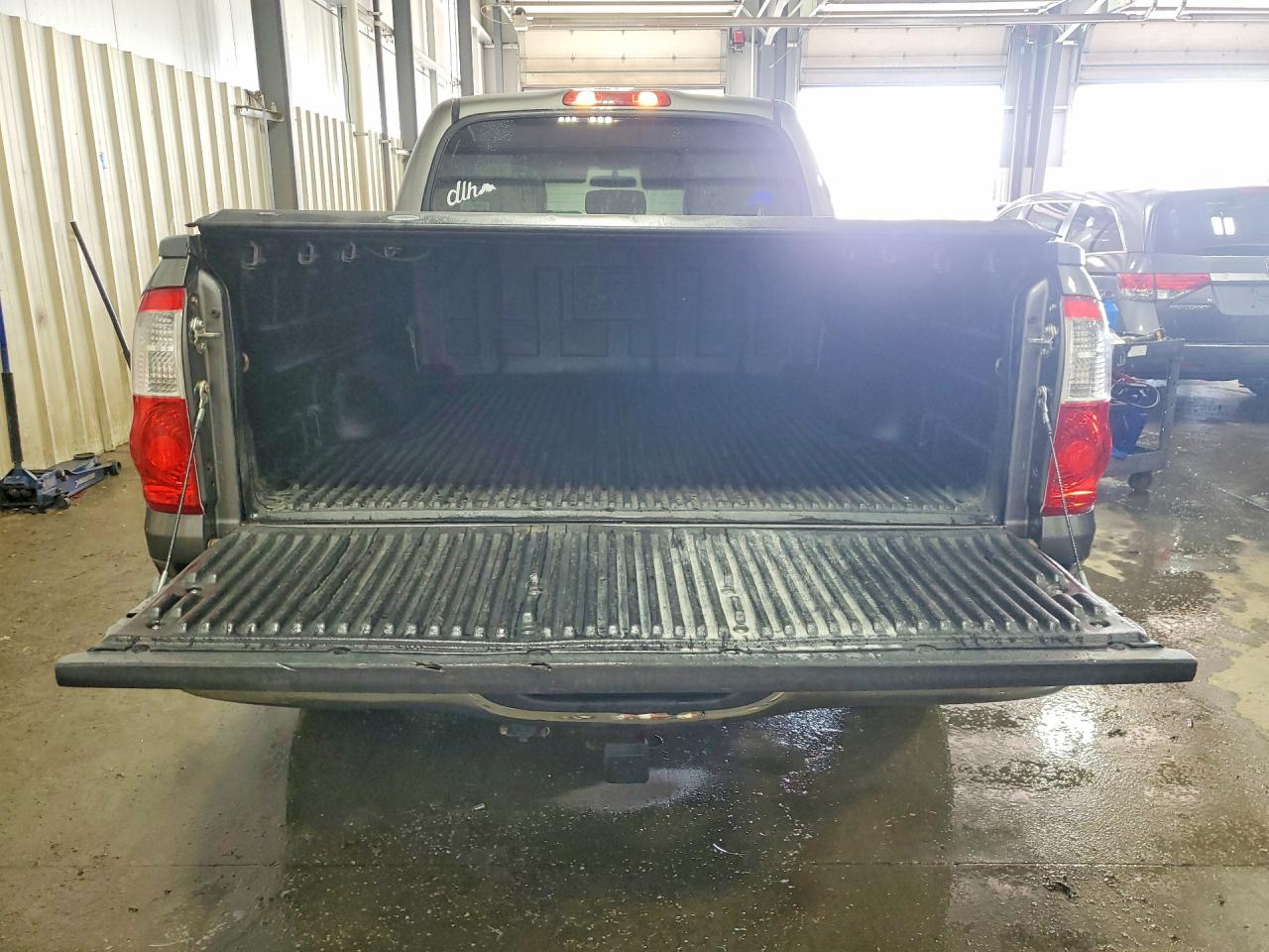 2005 Toyota Tundra Double Cab Sr5 Серый vin: 5TBDT44165S467262