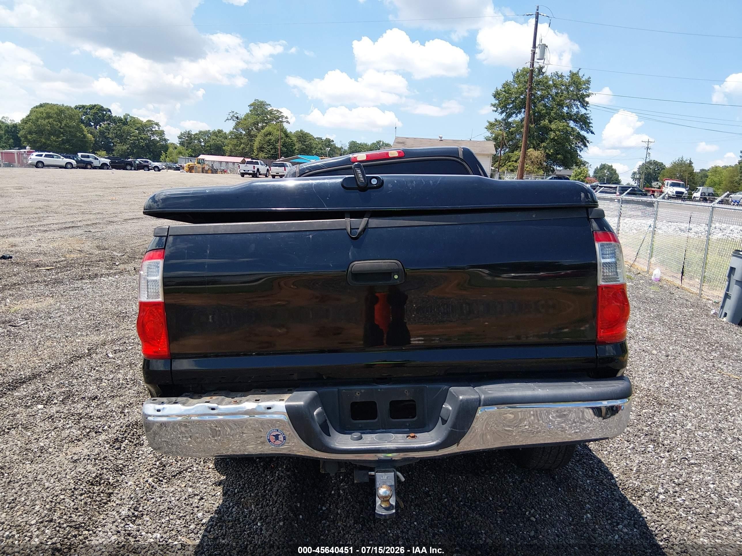 2005 Toyota Tundra Sr5 V8 Black vin: 5TBDT44165S479587