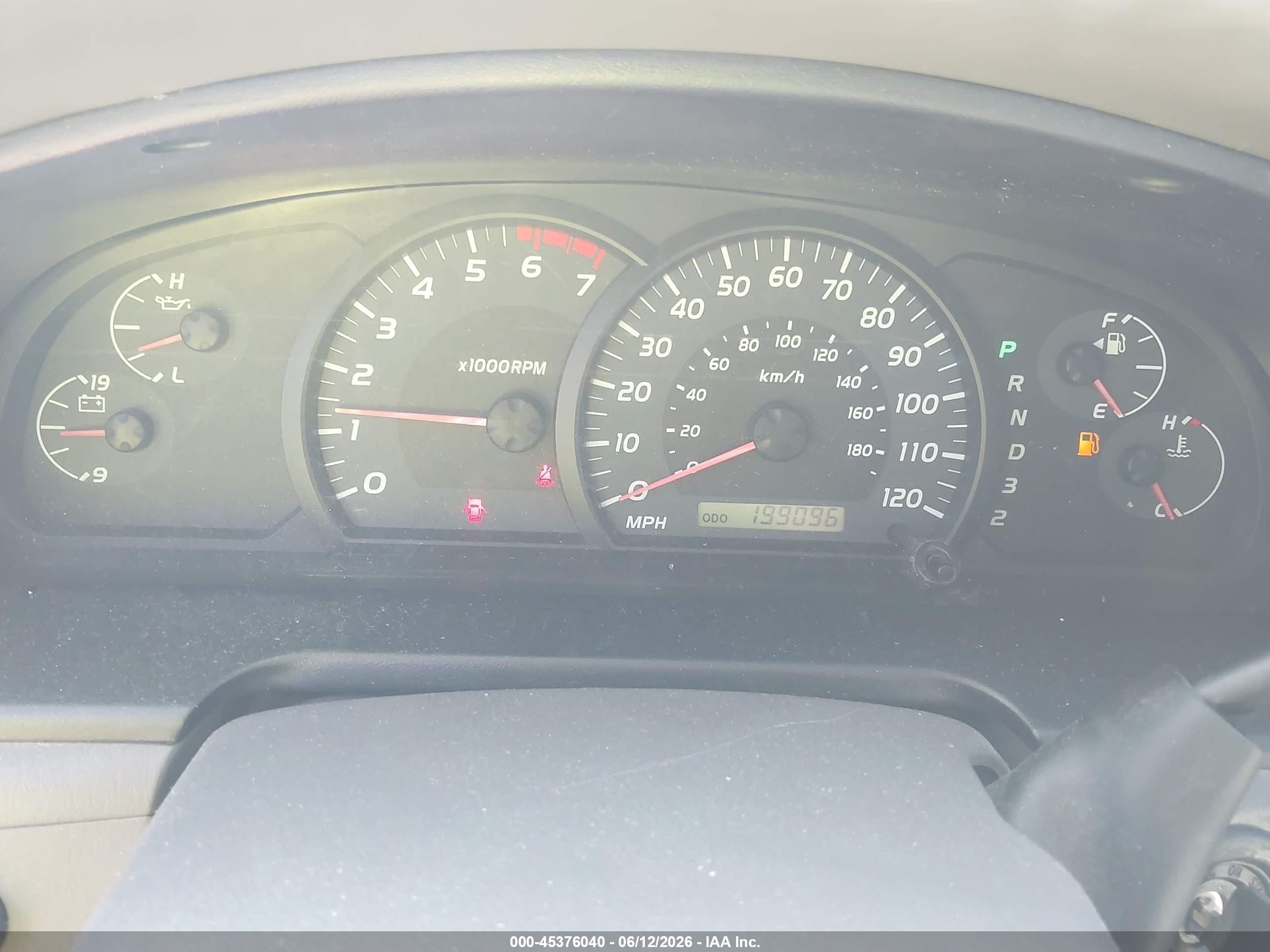 2005 Toyota Tundra Sr5 V8 Blue vin: 5TBDT44165S484272