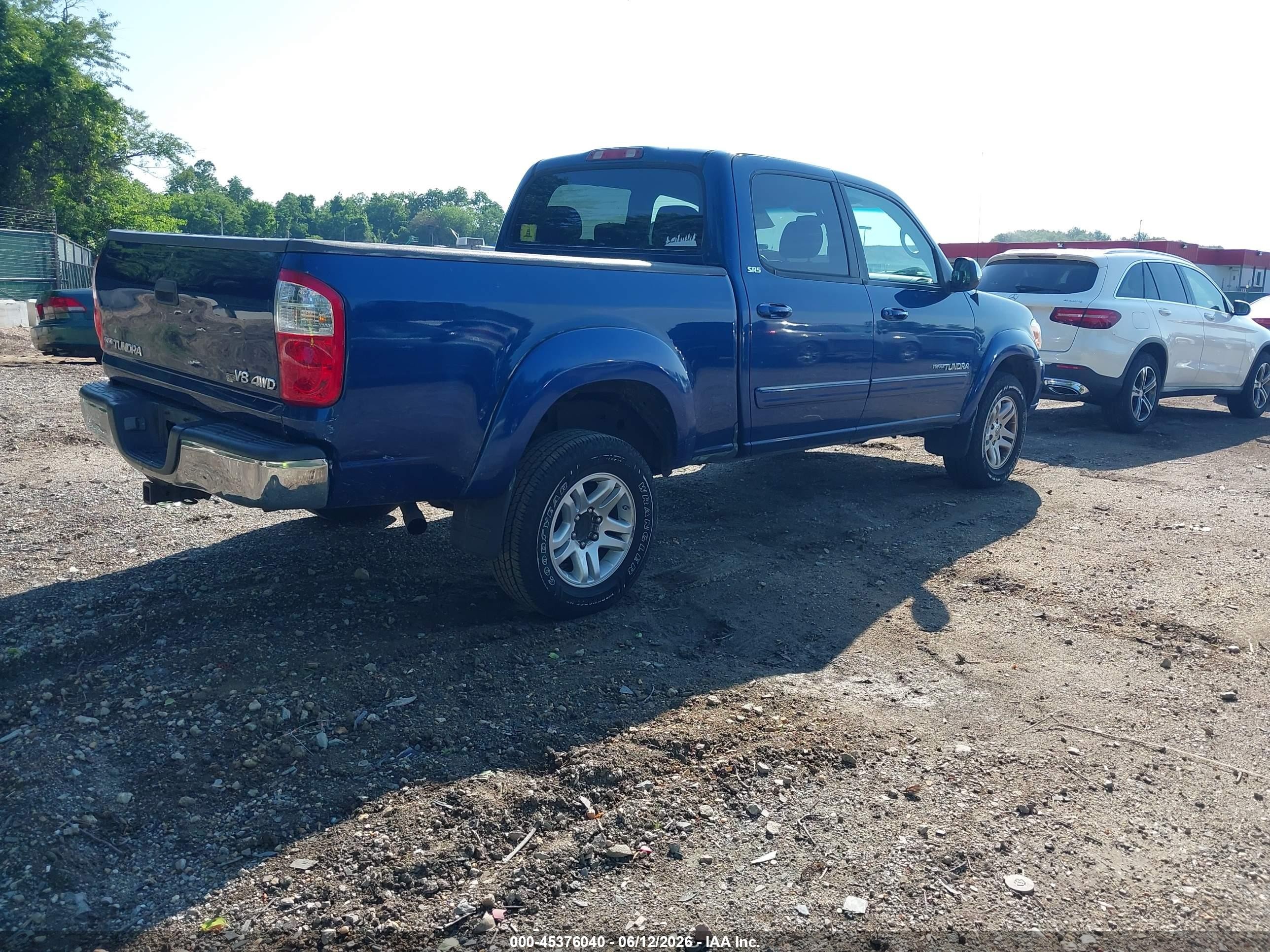 2005 Toyota Tundra Sr5 V8 Blue vin: 5TBDT44165S484272