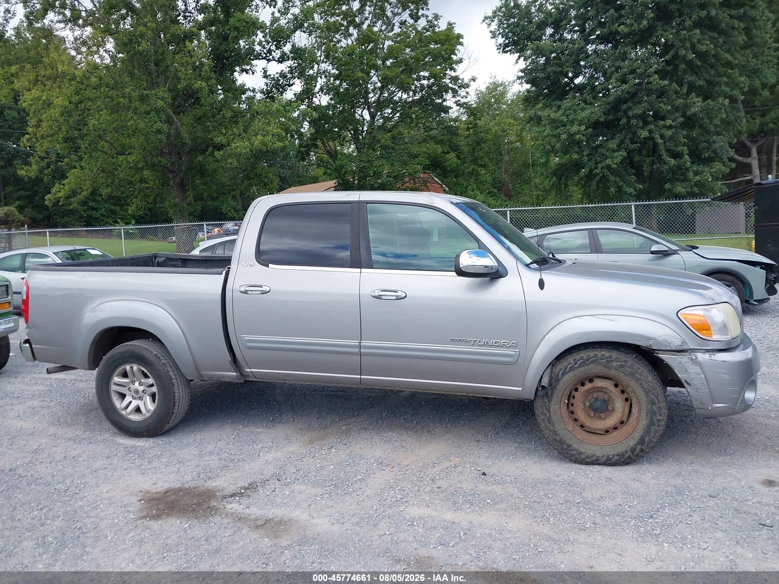 2005 Toyota Tundra Sr5 V8 Серебряный vin: 5TBDT44175S477380