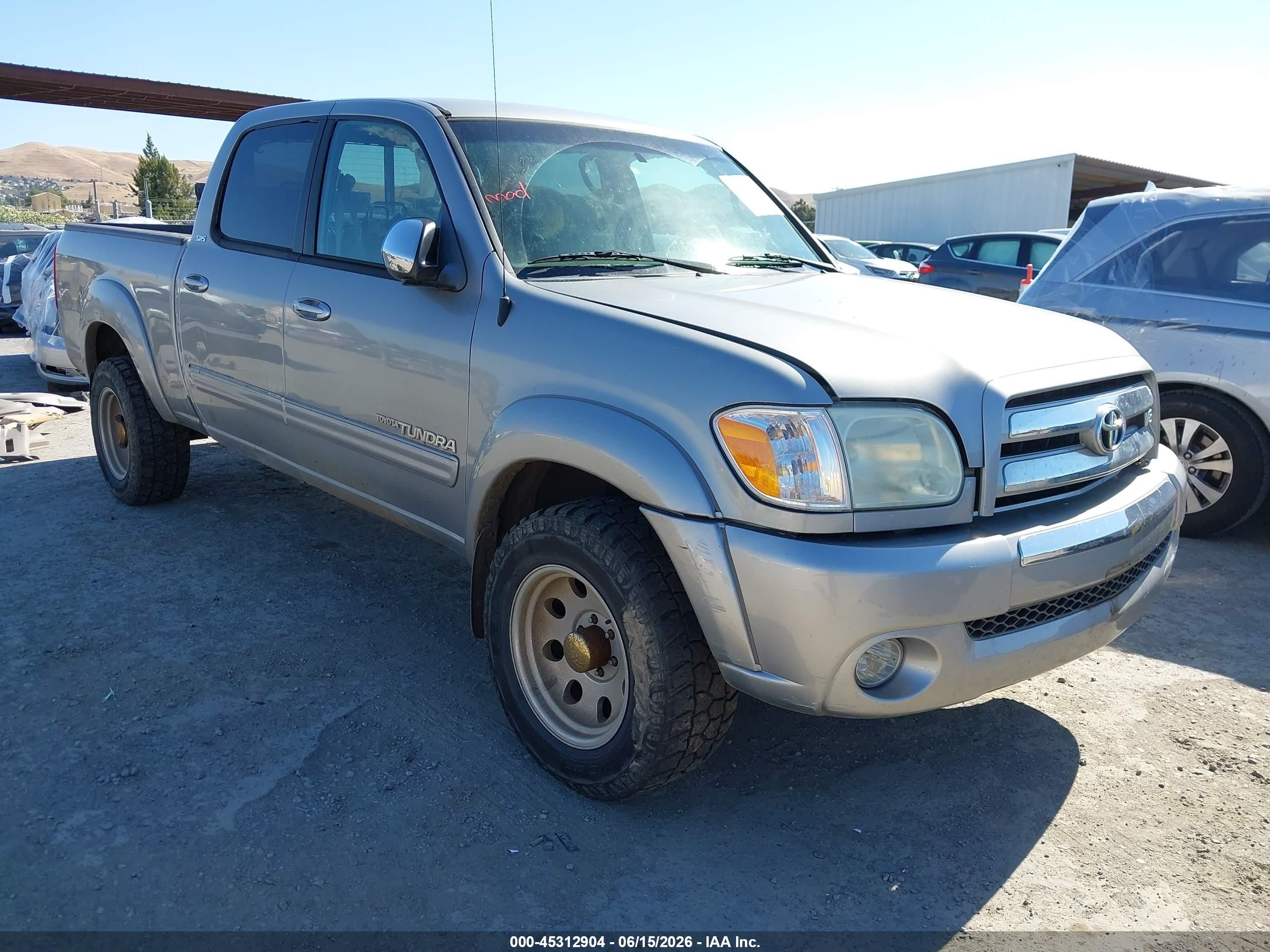 2005 Toyota Tundra Sr5 V8 Gray vin: 5TBDT44175S490792