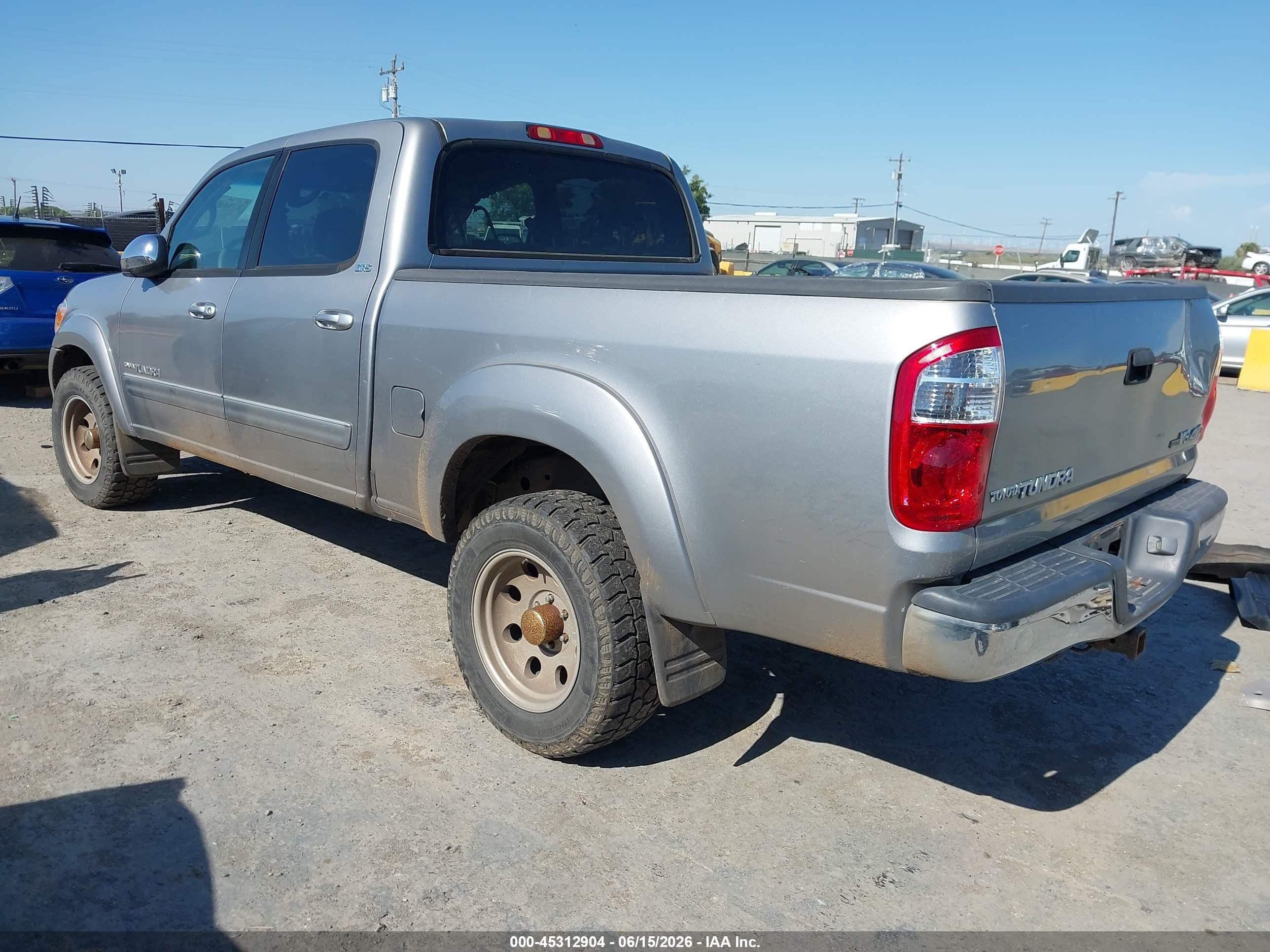 2005 Toyota Tundra Sr5 V8 Gray vin: 5TBDT44175S490792